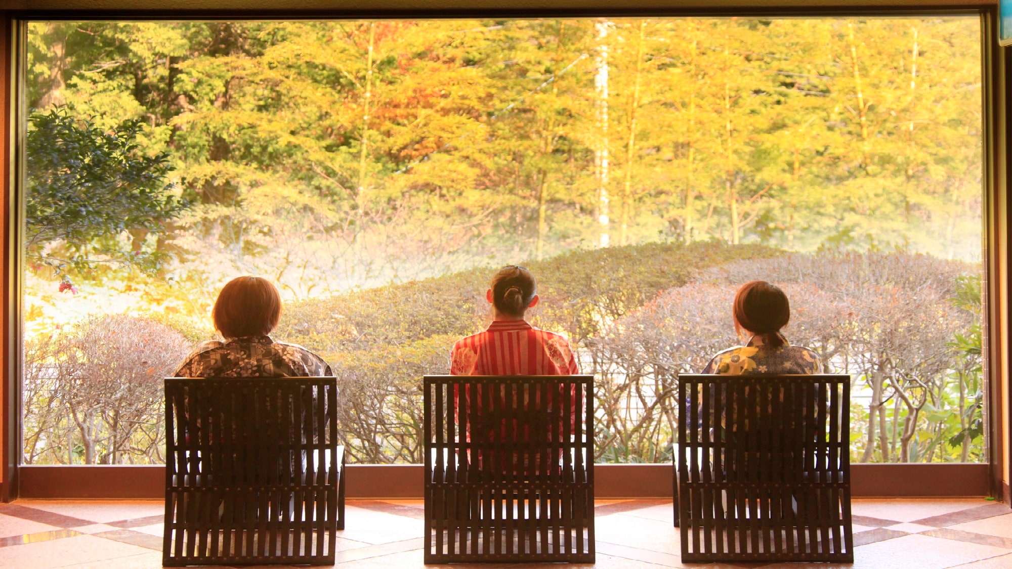 ◆로비：여자 여행이나 그룹 여행에◎사진 빛나는 로비로 기념 사진♪