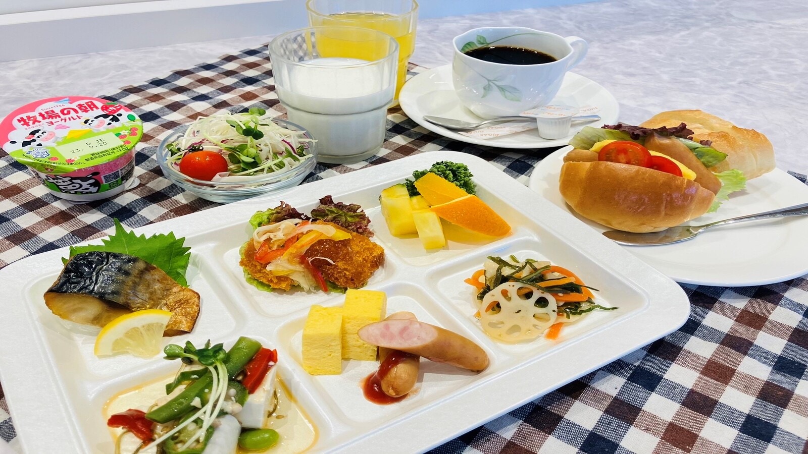 Breakfast buffet arrangement example