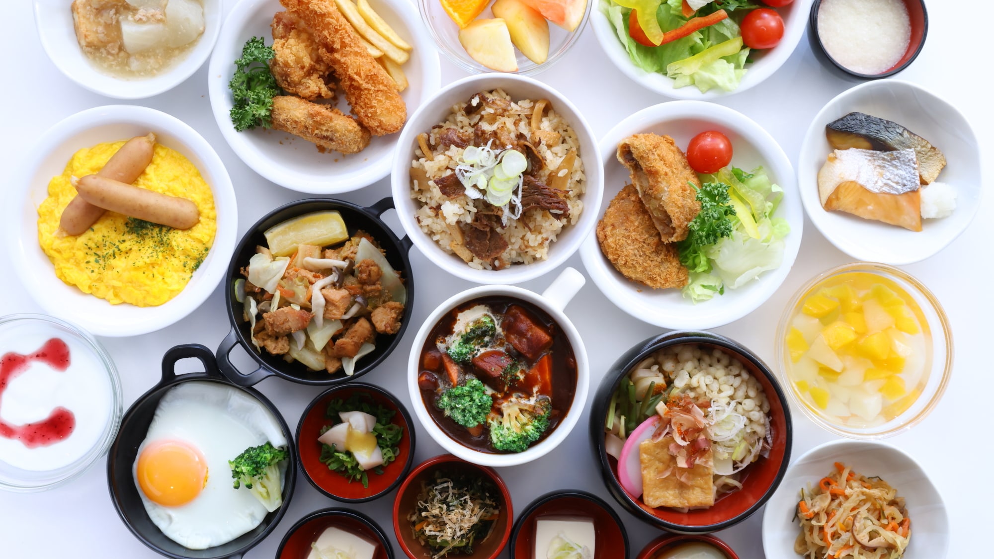 Tur Mencicipi Makanan di Small Bowl Alley - Hidangan Lokal dan Sarapan Berwarna-warni