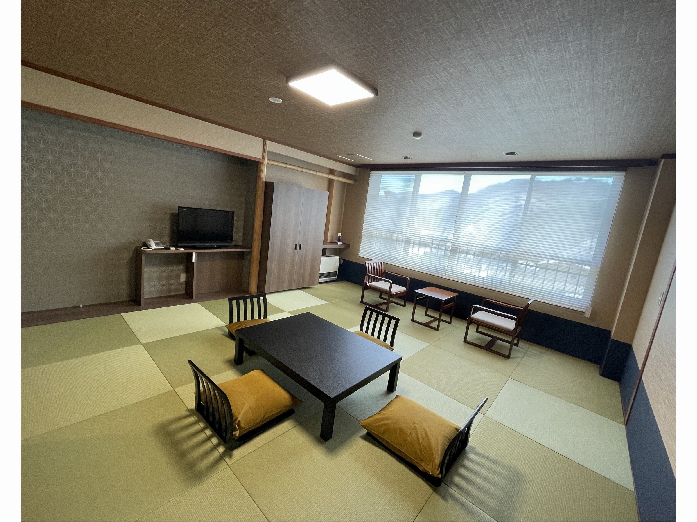 Kamar bergaya Jepang dengan 12 tikar tatami (dengan kamar mandi)