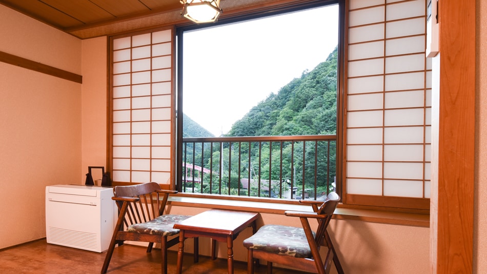 *Room (Main building) 3