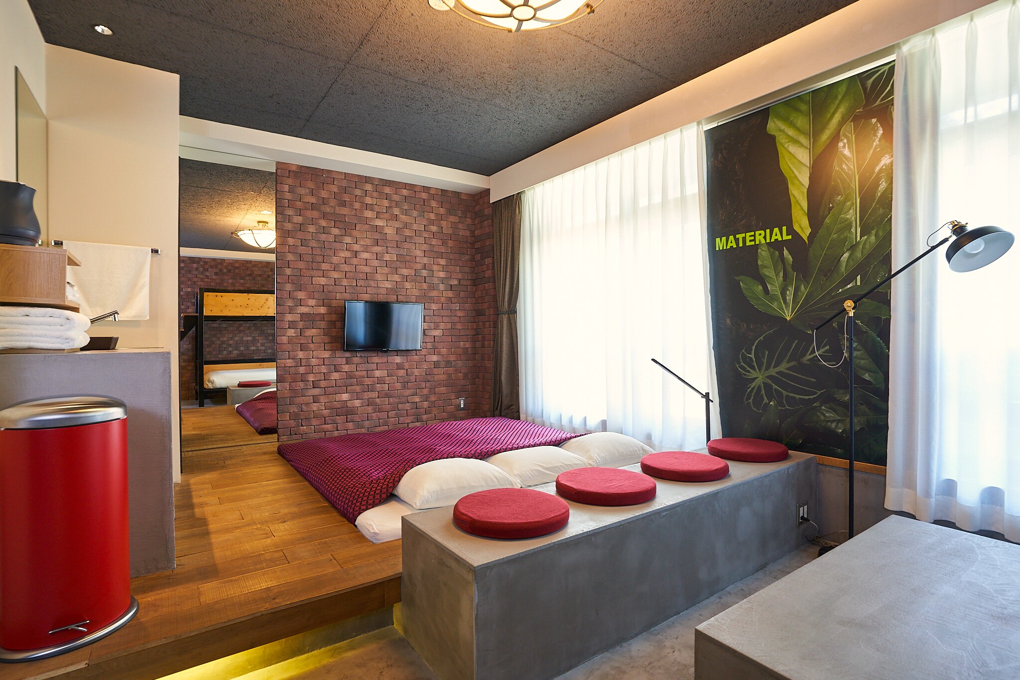 A stylish 4-person room where you can experience something out of the ordinary ◇ MATERIAL ROOM
