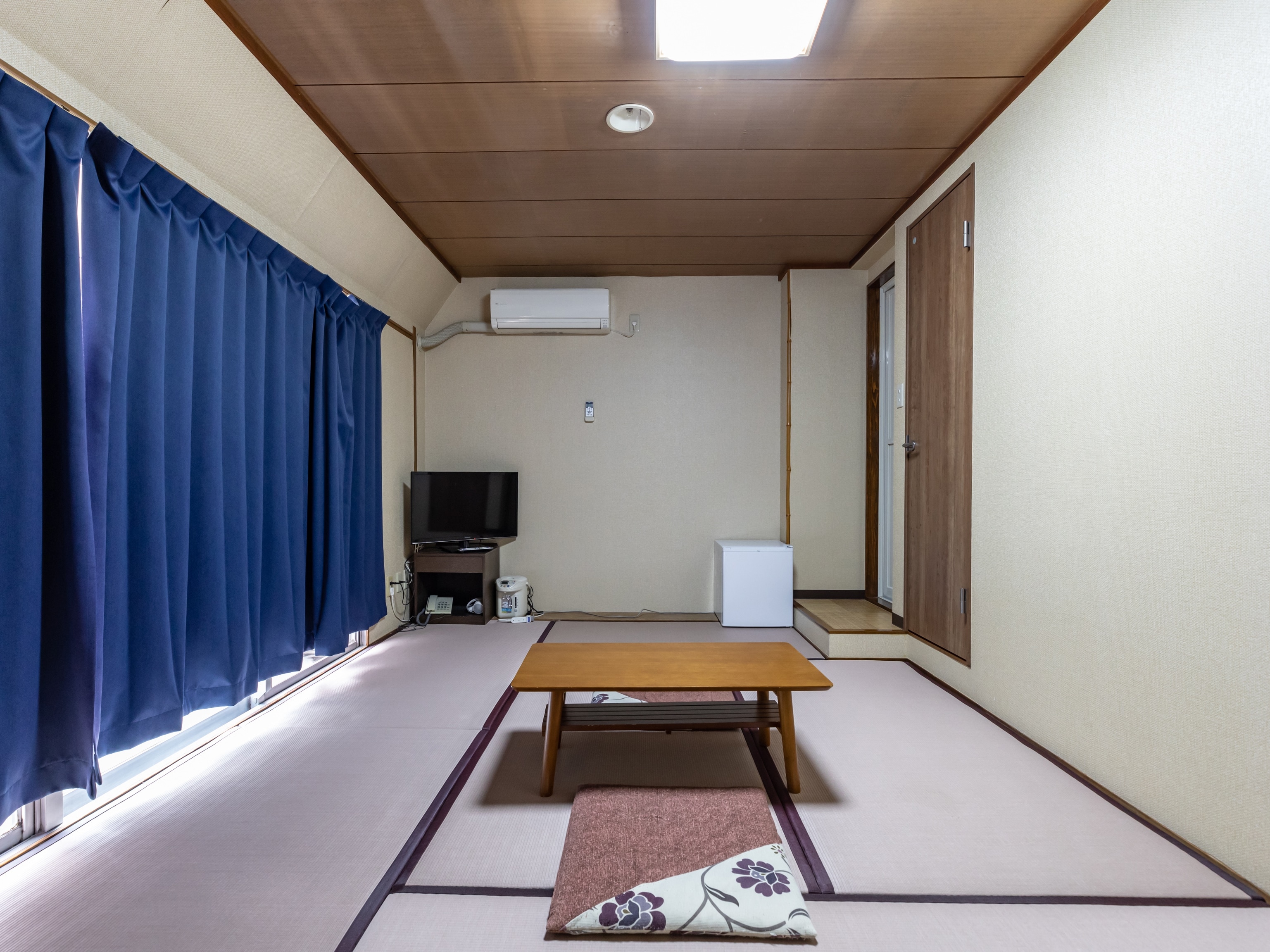 【금연】일본식 객실 1~4명