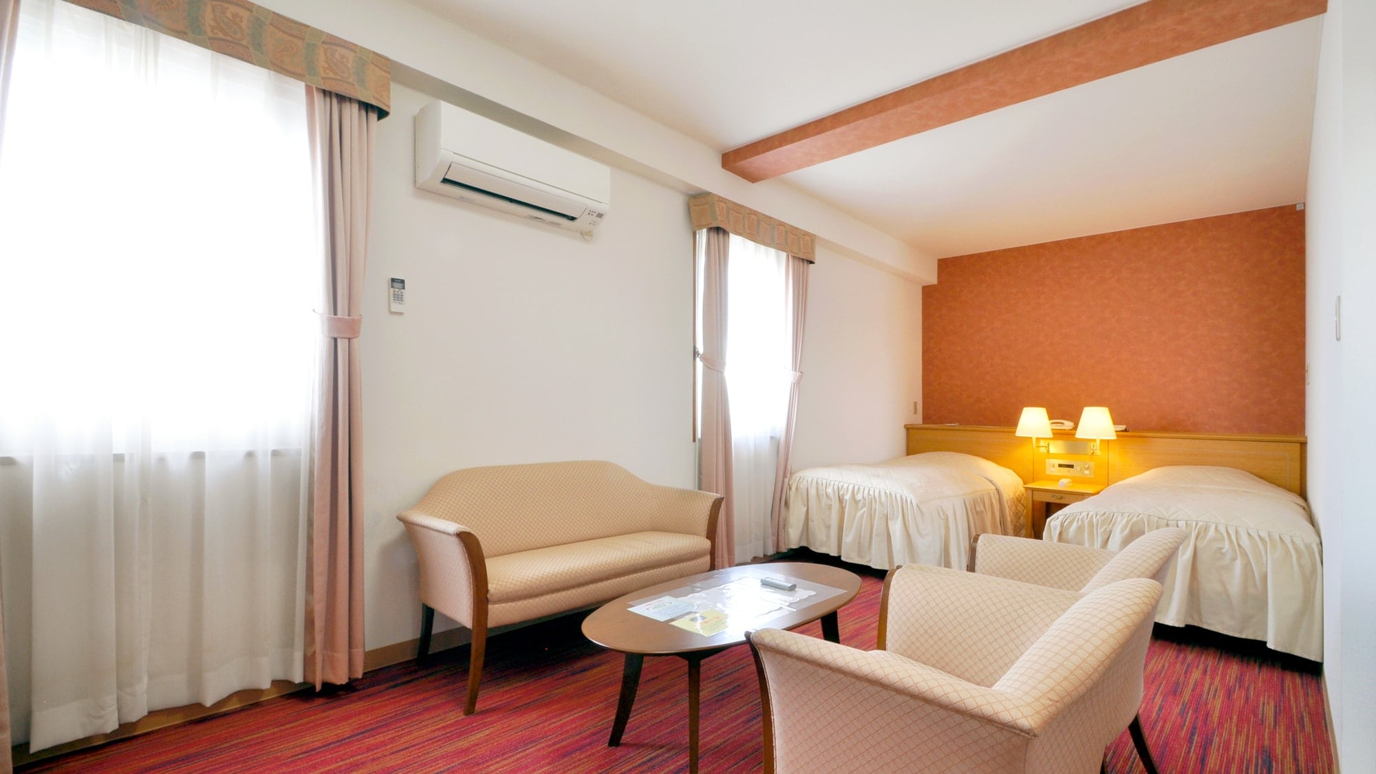 [Twin Special Room] (Smoking) A special twin room that can be used by two people.