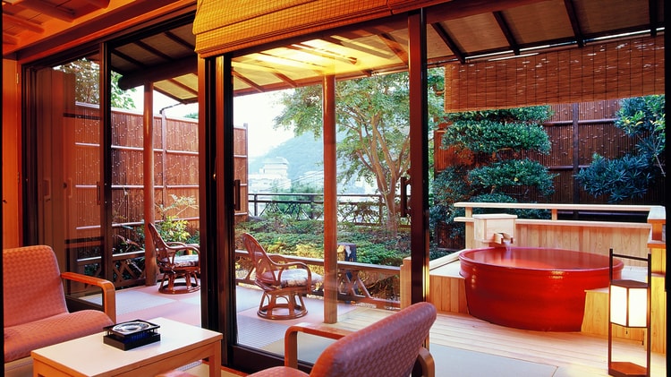 Shin-Kadoya Atami