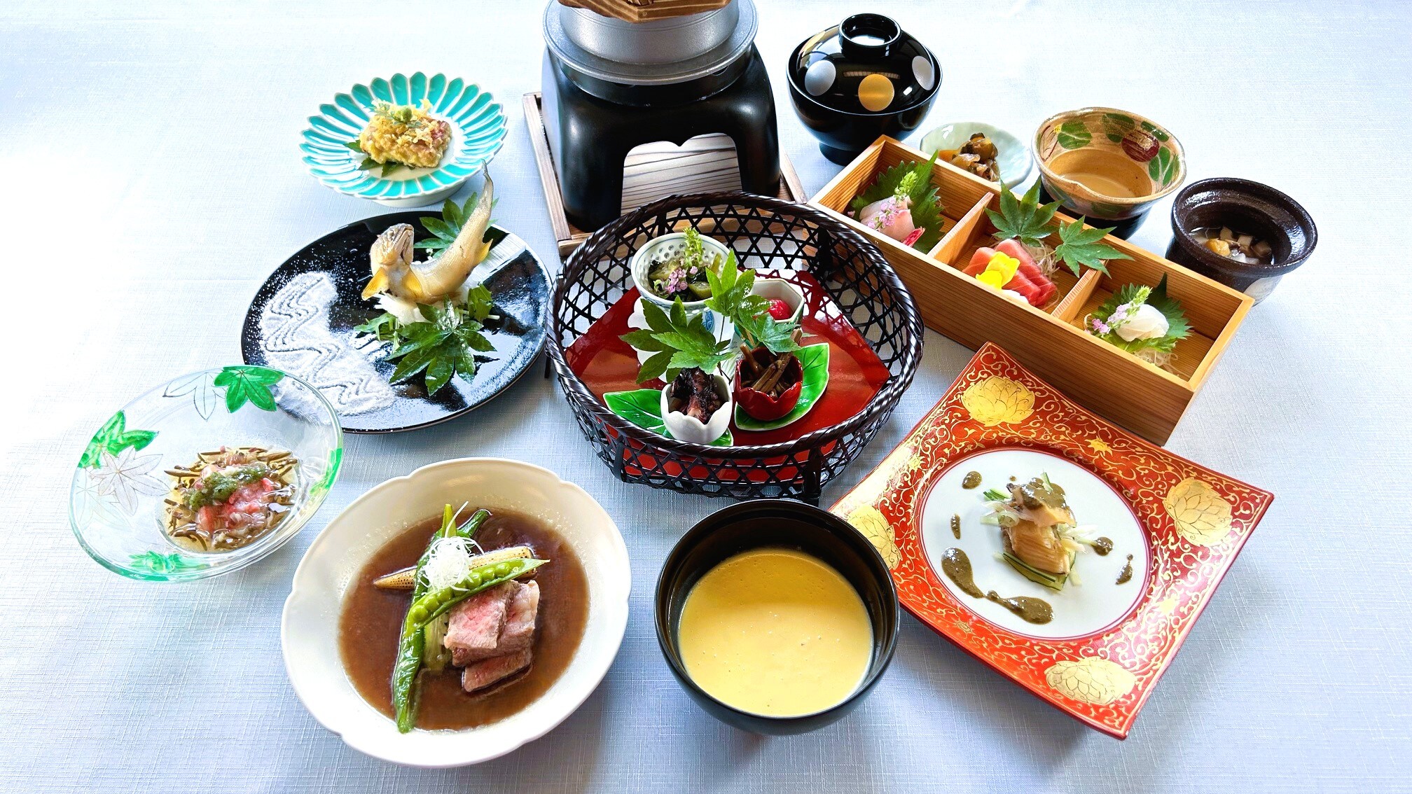 An example of a summer kaiseki meal