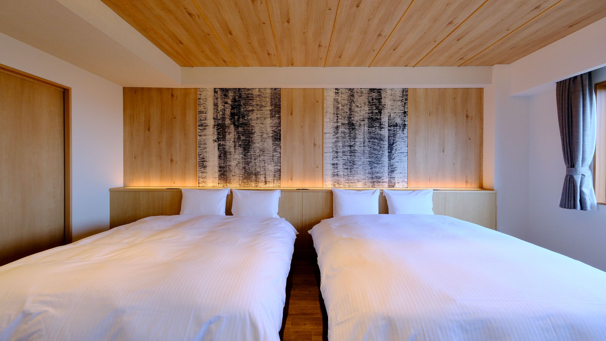 Mở cửa trở lại vào tháng 4 năm 2024, hình ảnh Forest Deluxe