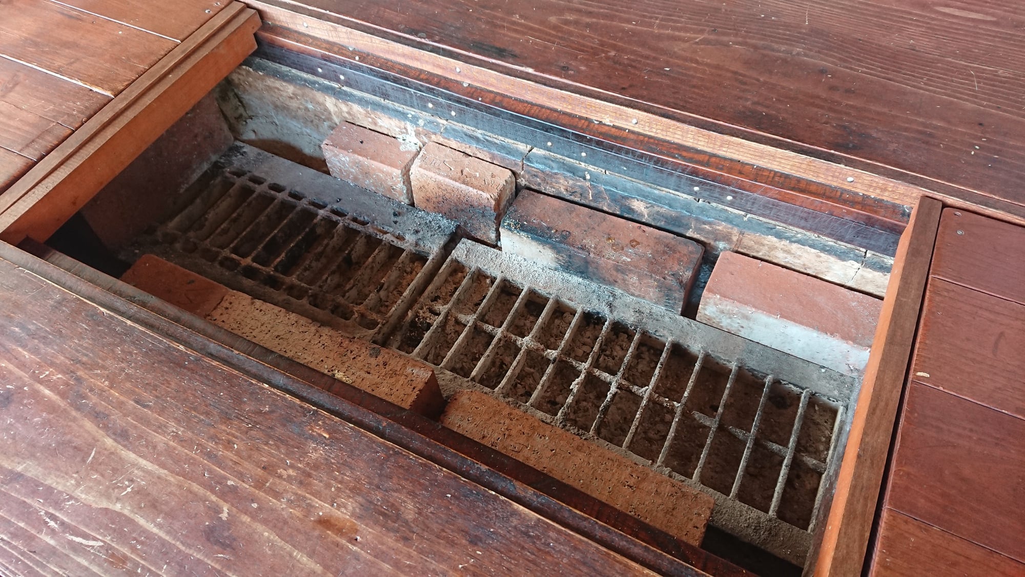 [Terrace] The terrace table is equipped with BBQ facilities, so you can prepare quickly.