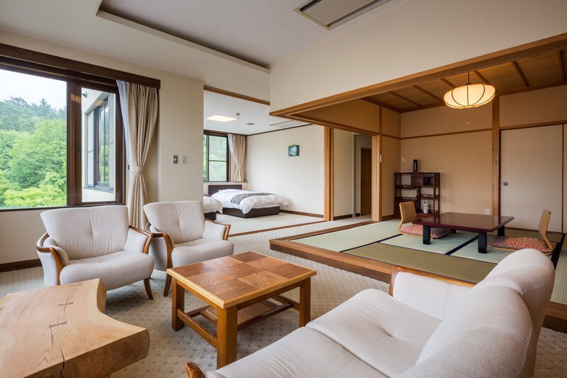 Guest room: Japanese-Western style
