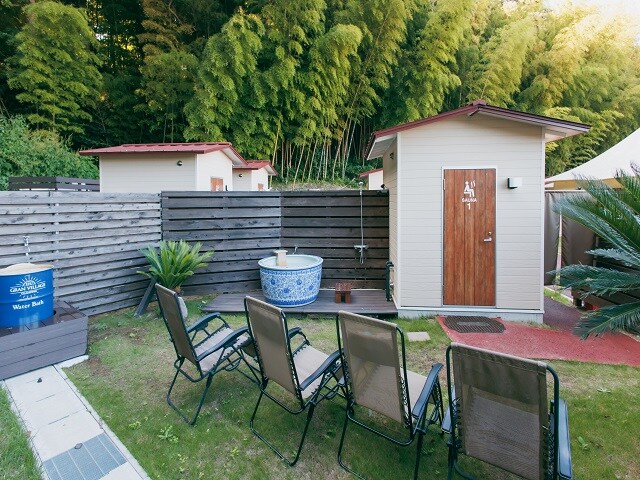 [Finnish-style sauna with hot spring tub]