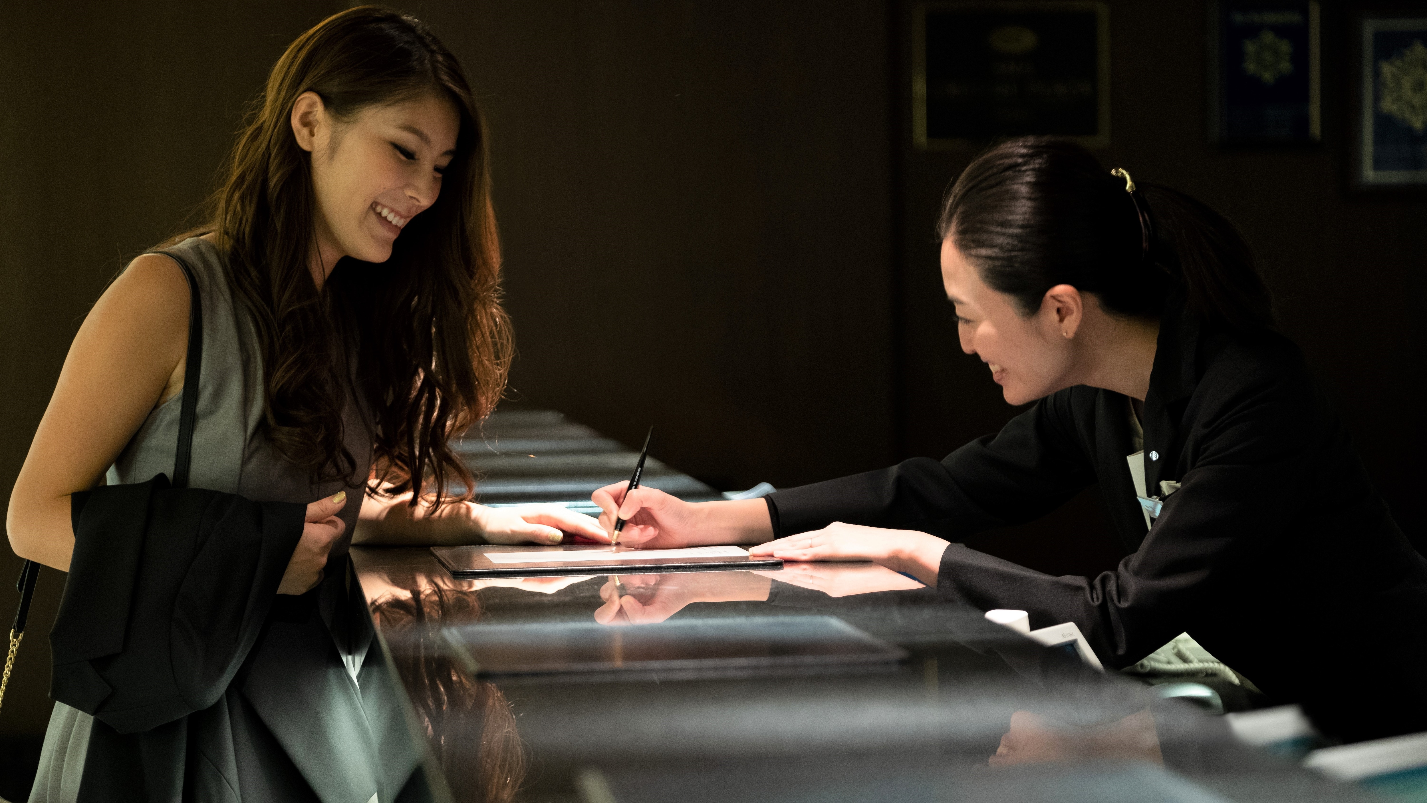[Front desk/Lobby] Check-in/Check-out