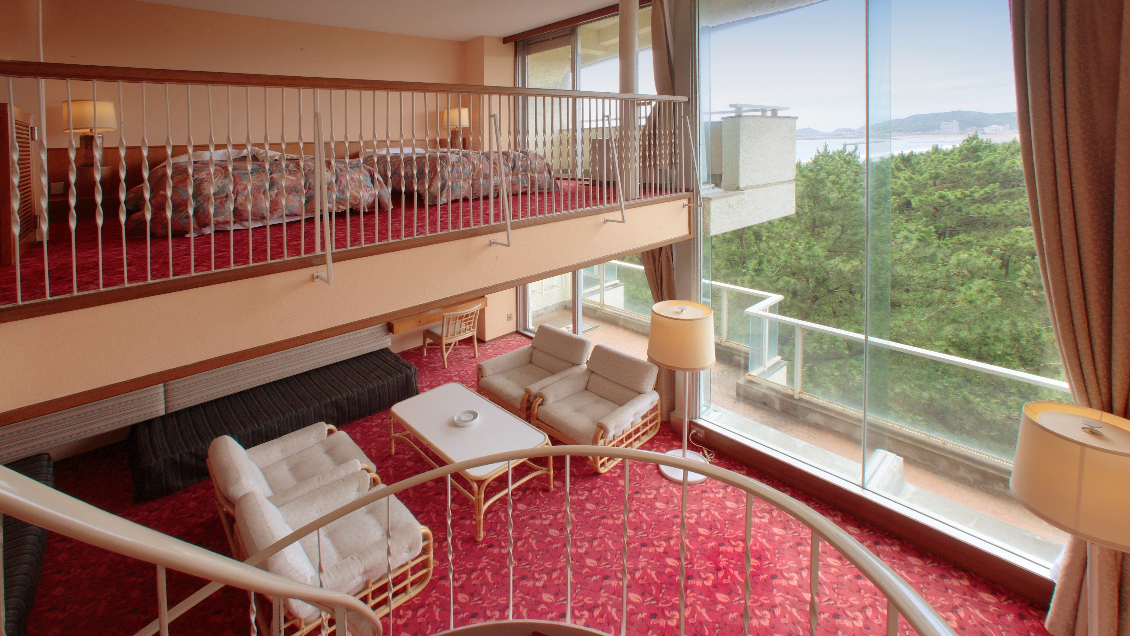 Maisonette room (Western room with mezzanine floor)