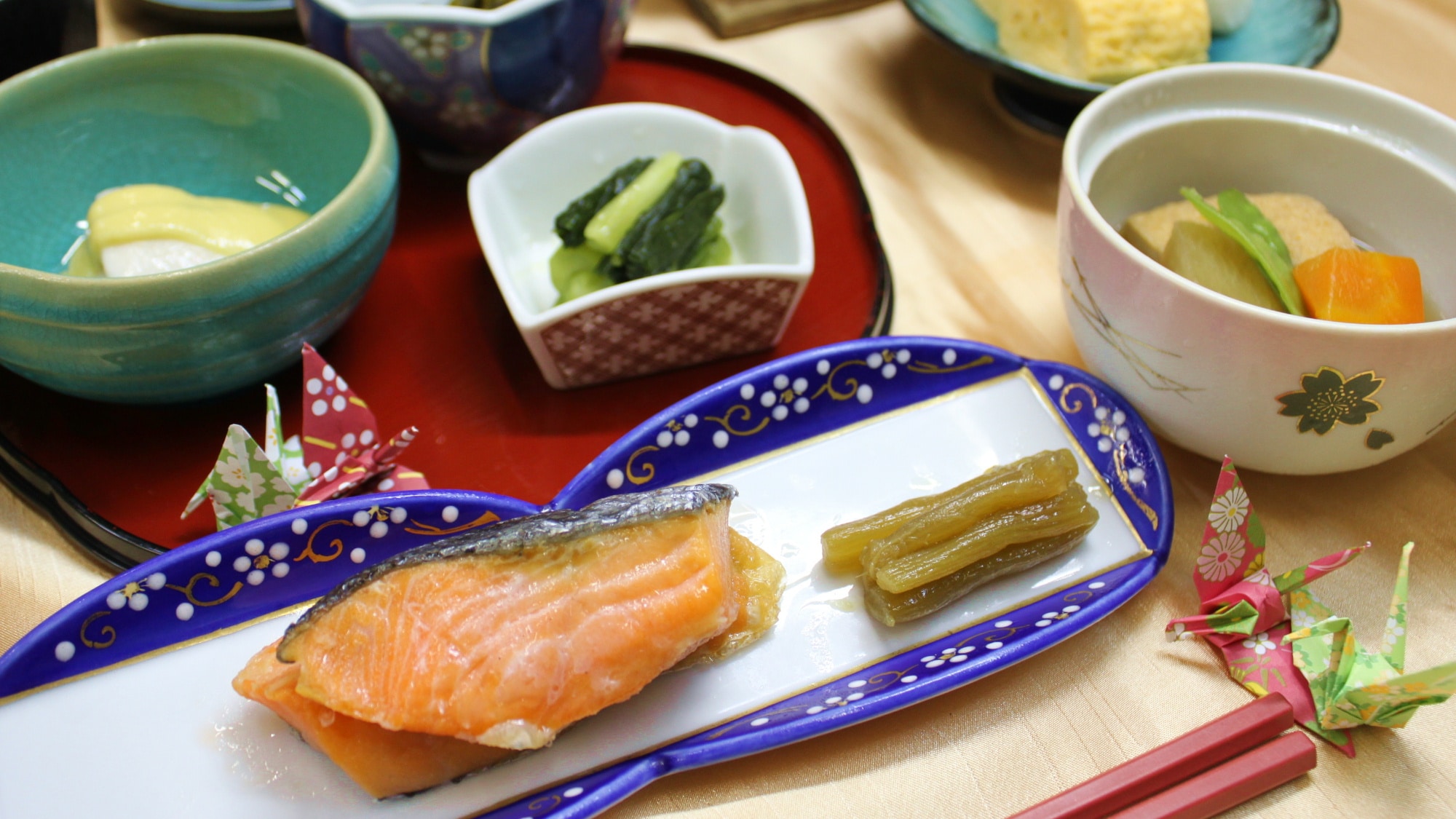 [Breakfast example] We offer a healthy breakfast.