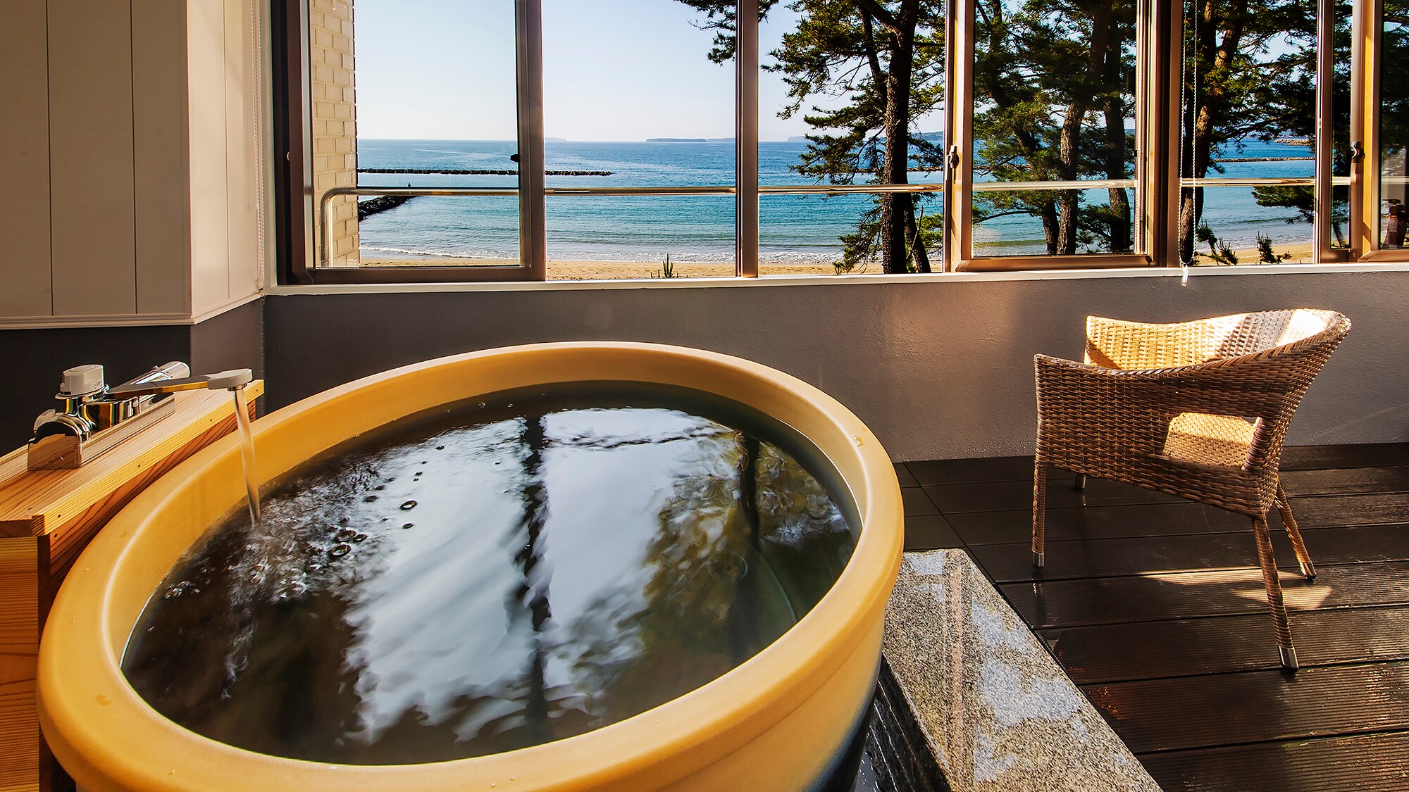 [Twin with ocean view semi-open-air bath] -Room bath-