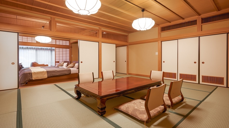 [Yoro] 15 tatami mats (Japanese-style room) + 8 tatami mats (Western-style room) 2 rooms connected together, river side, 2nd floor, corner room