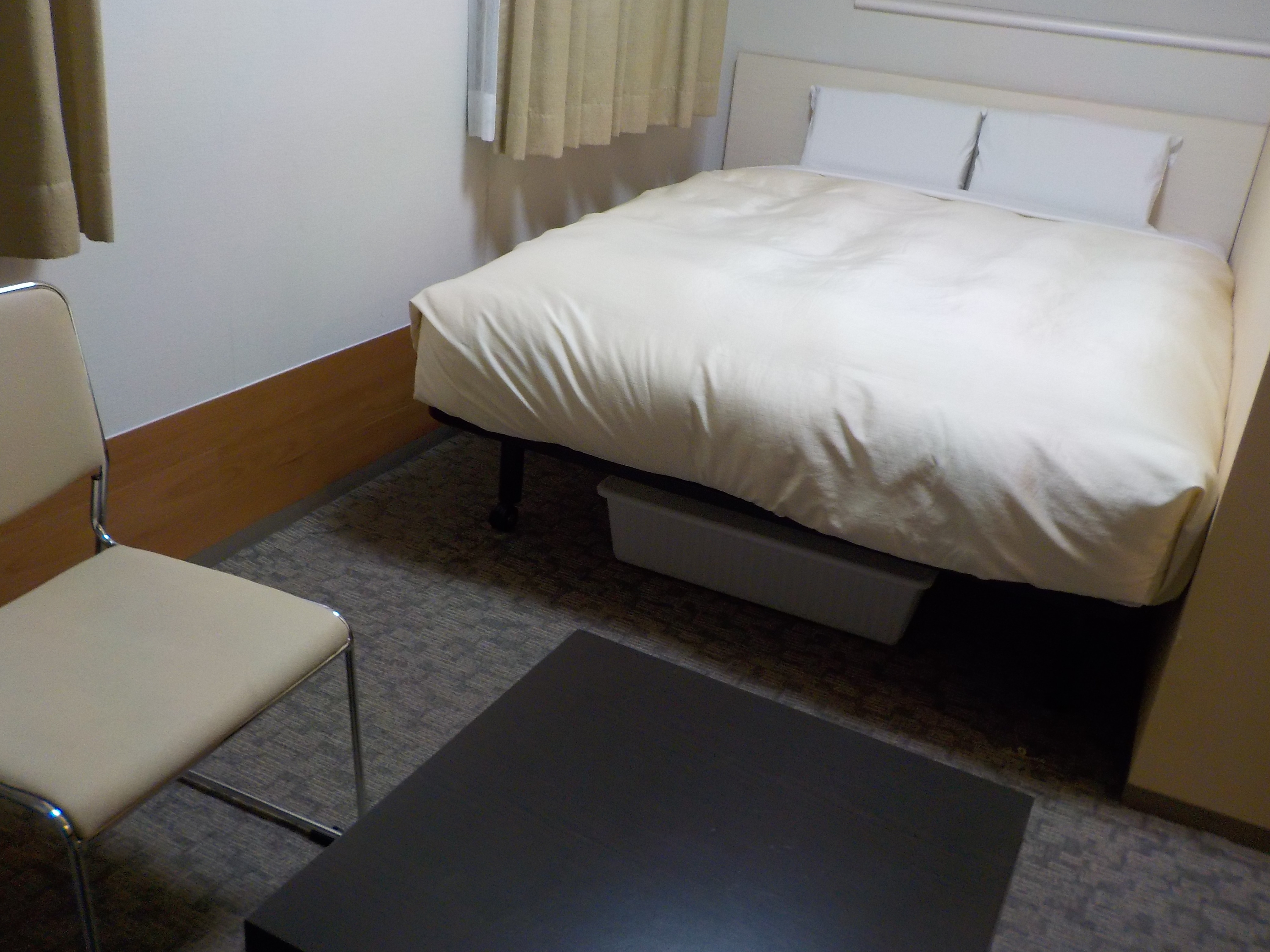 Double room (bed width 140 cm)
