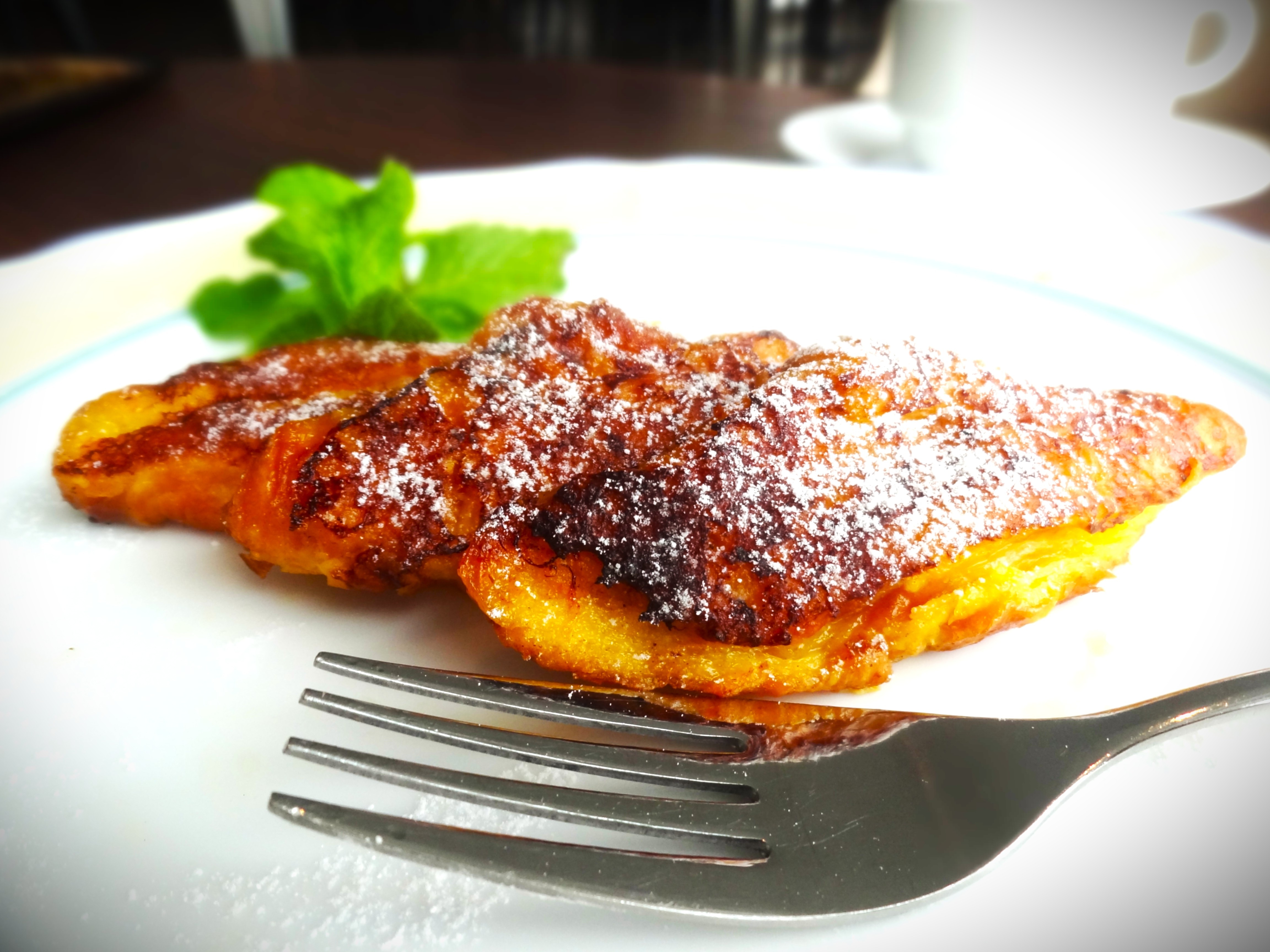 Our highly popular French toast is available for breakfast only for guests staying on weekends.