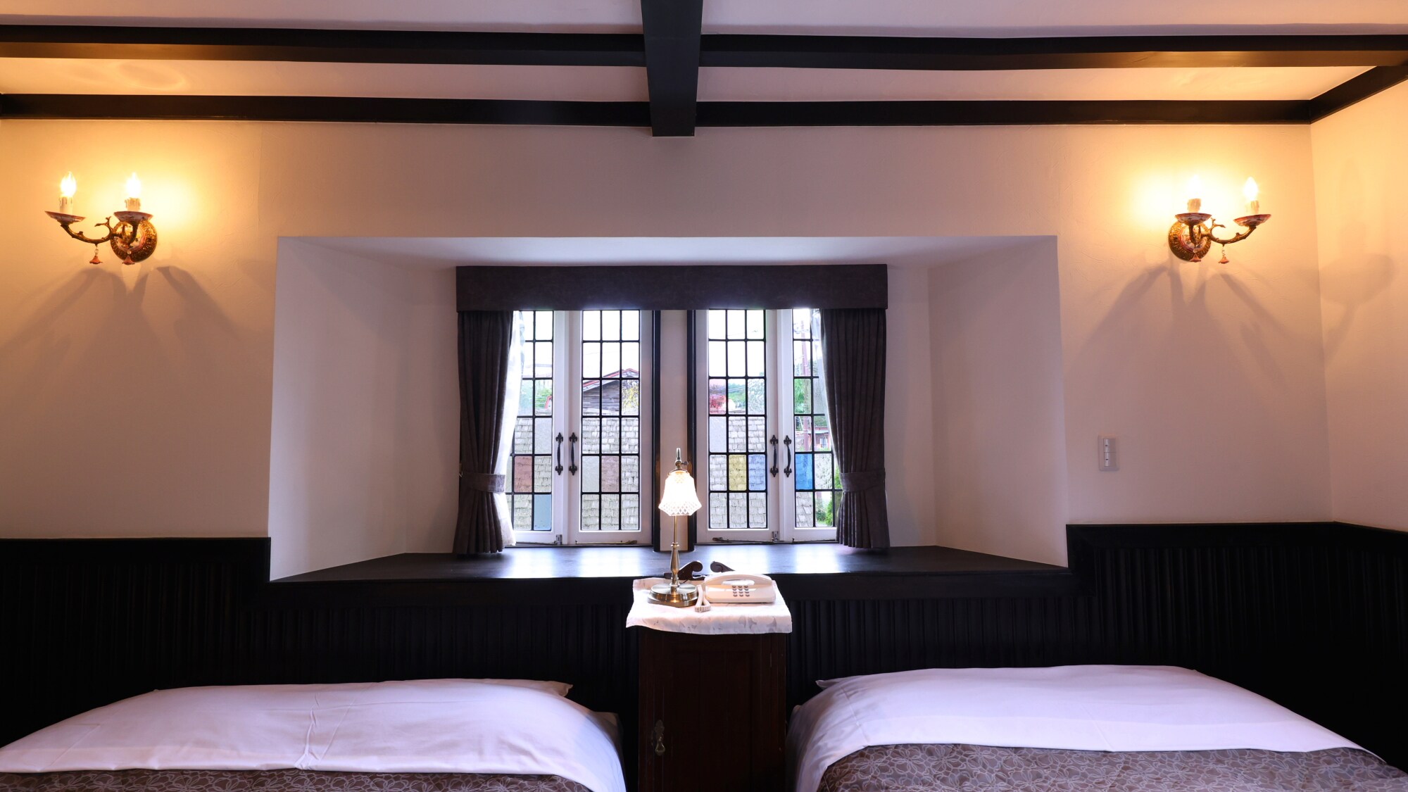 Old Suite [32m²/1-3 people/Garden Balcony]