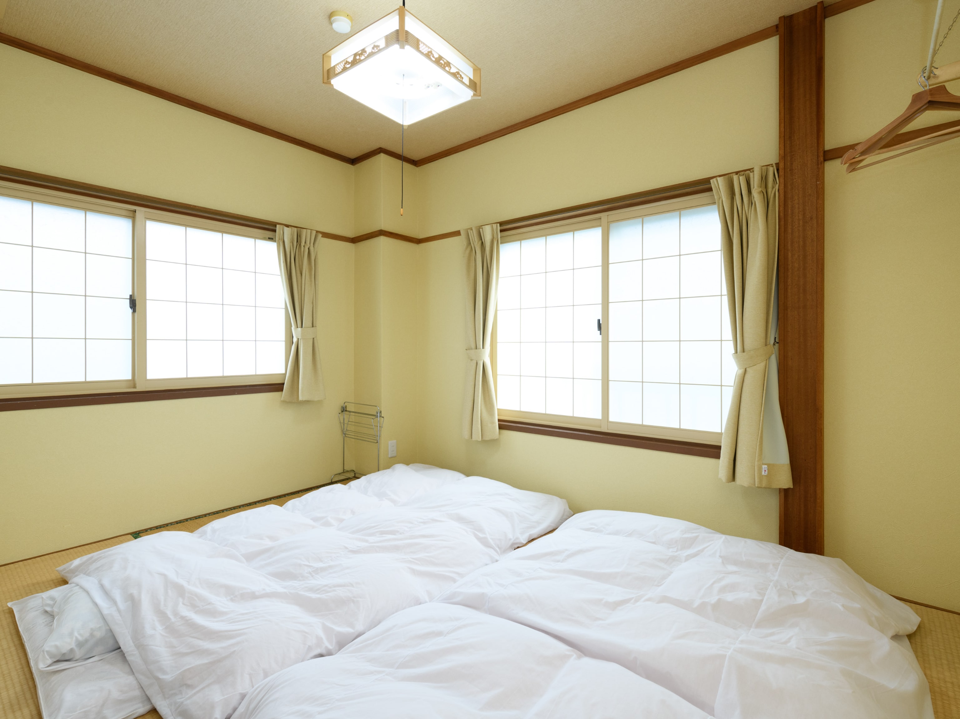 [Non-smoking] Japanese-style room for 1-2 people (no bath or toilet)