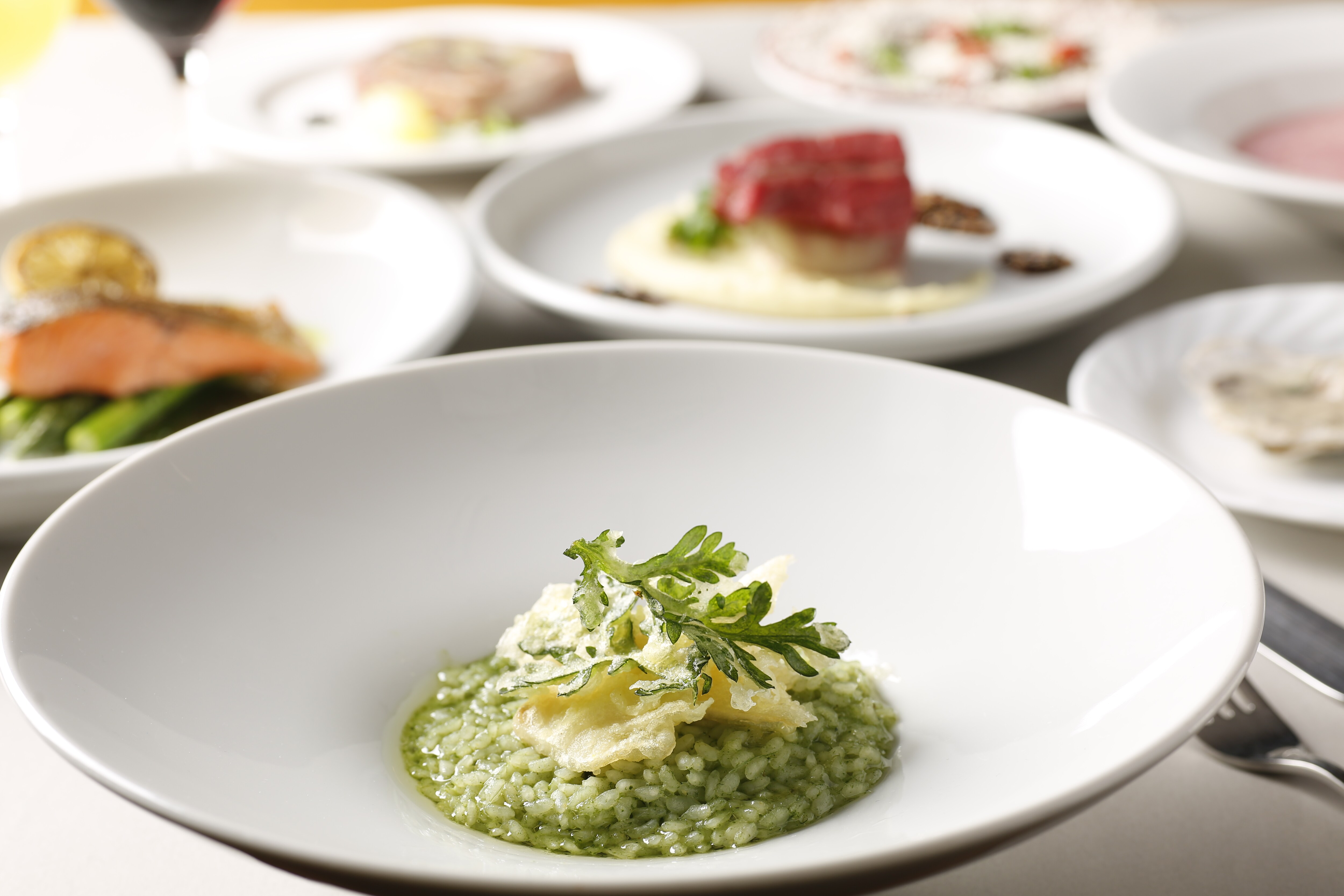 New building Japanese and Western Kaiseki