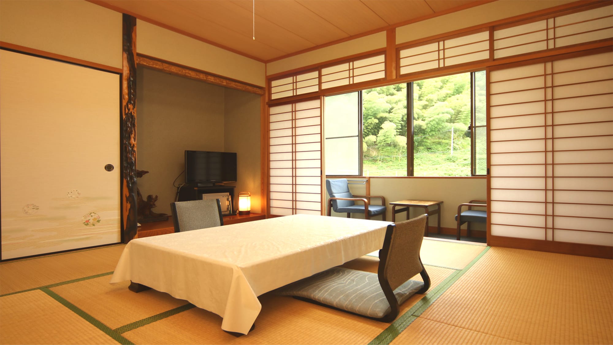Phòng theo phong cách Nhật Bản (8 chiếu tatami)