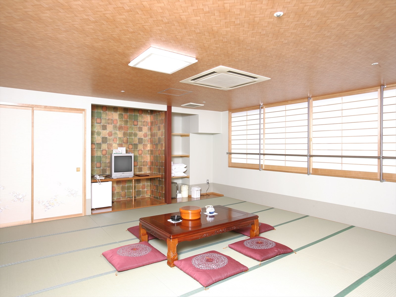 Japanese-style room A