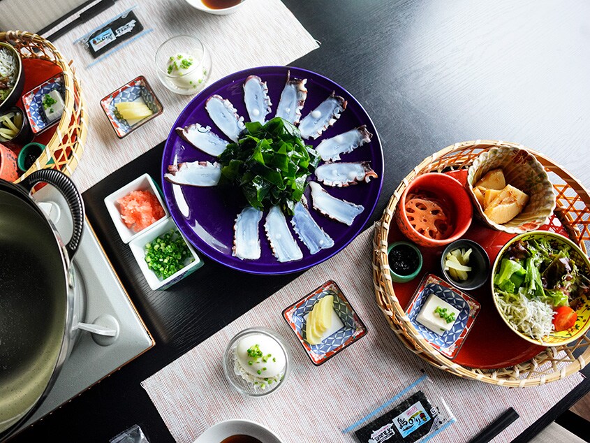 島上早餐：章魚涮鍋