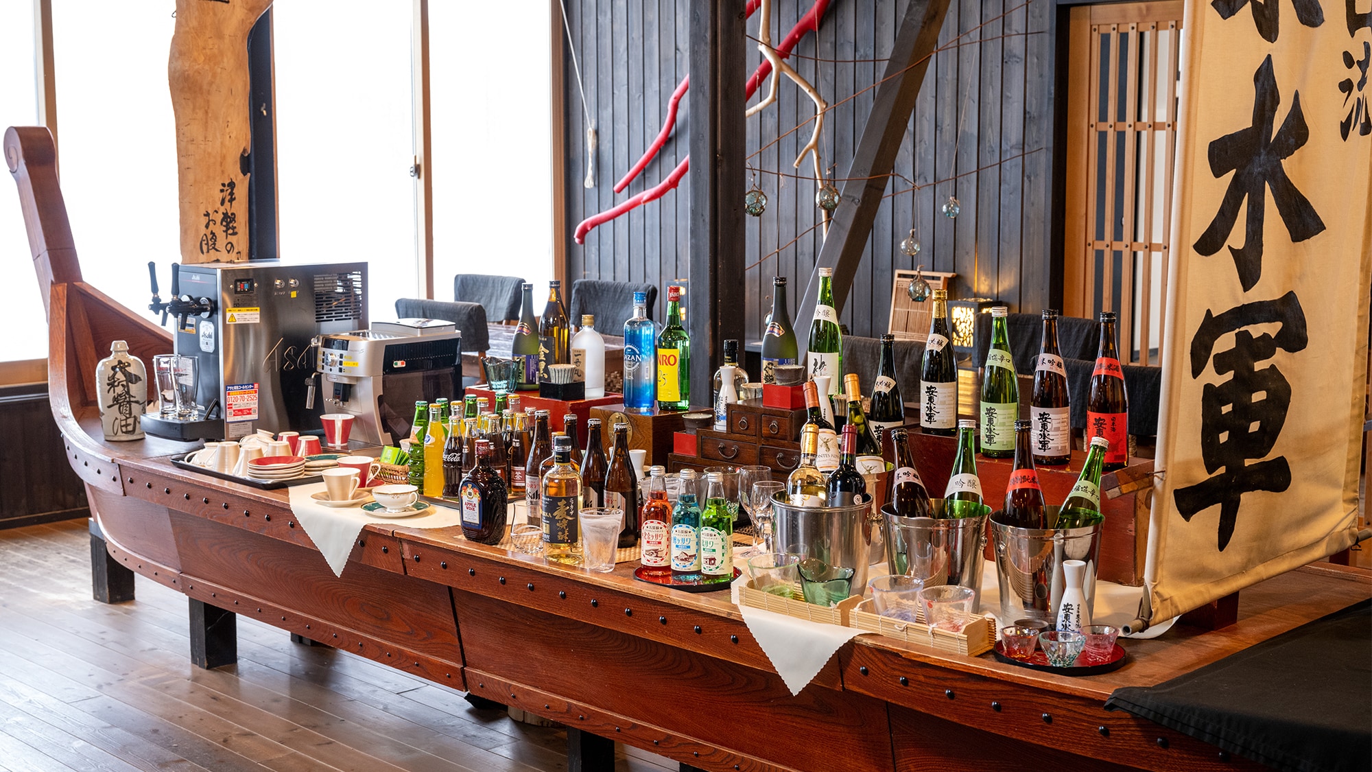 Enjoy our extensive drink menu at the dinner venue