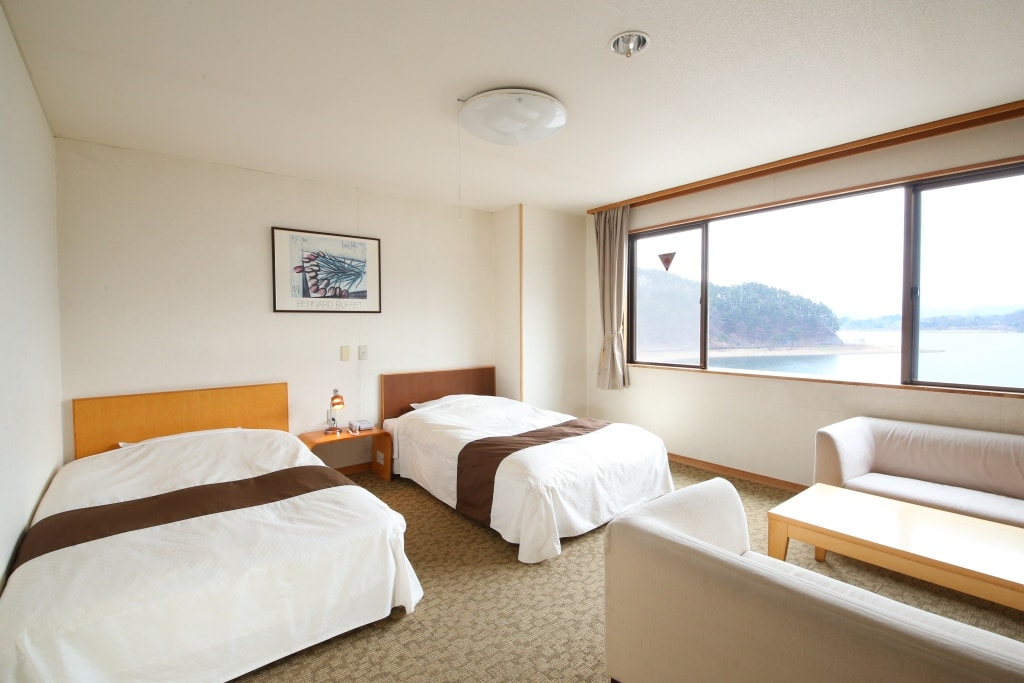 West Building Japanese and Western Room-View Lake View-