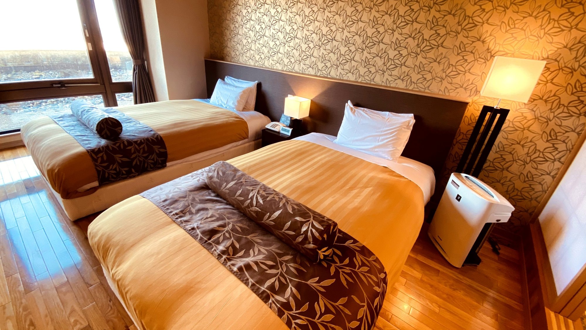 [Mulan/Kanji/Kara]: Twin room + 4.5 tatami Japanese-style room