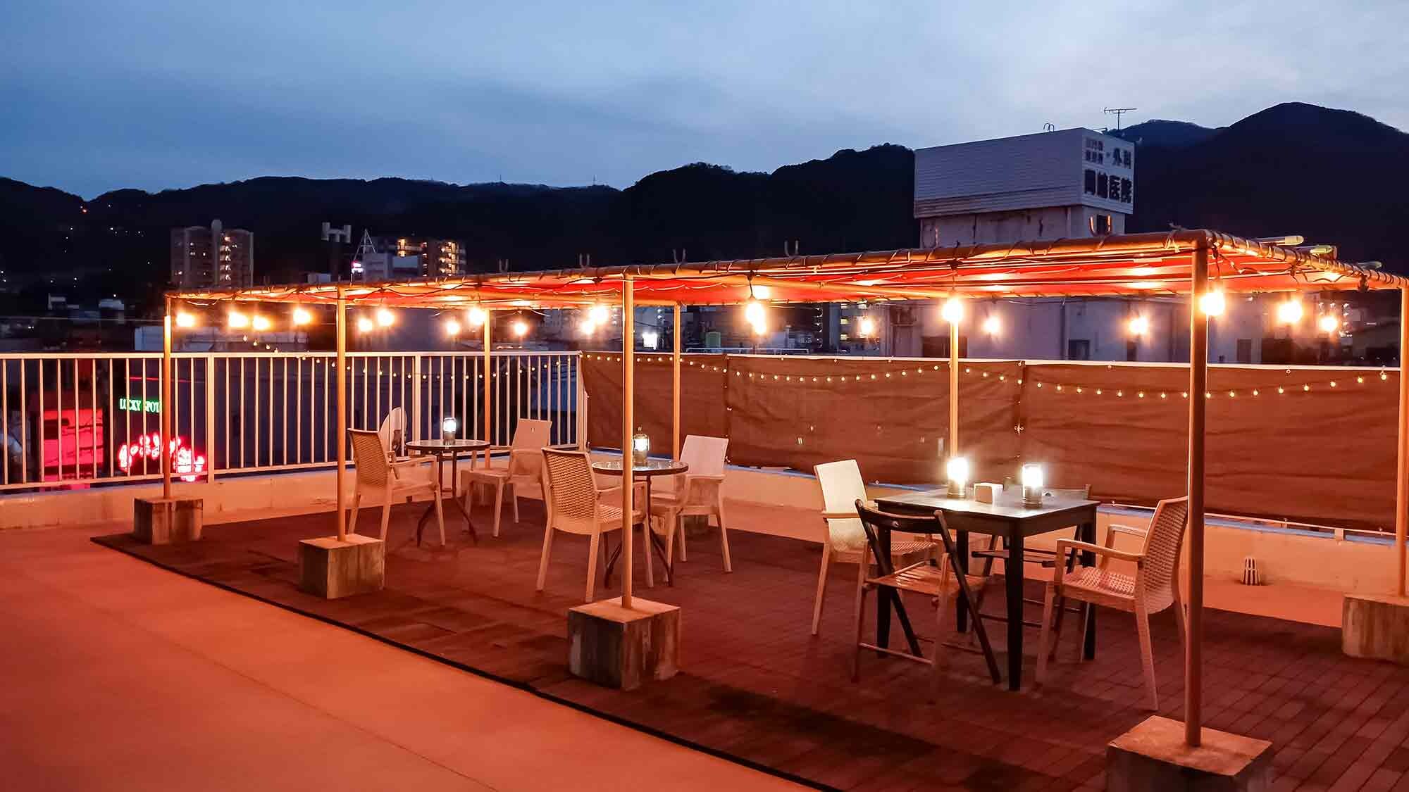・Rooftop terrace: Feel free to use it to enjoy your own meals.