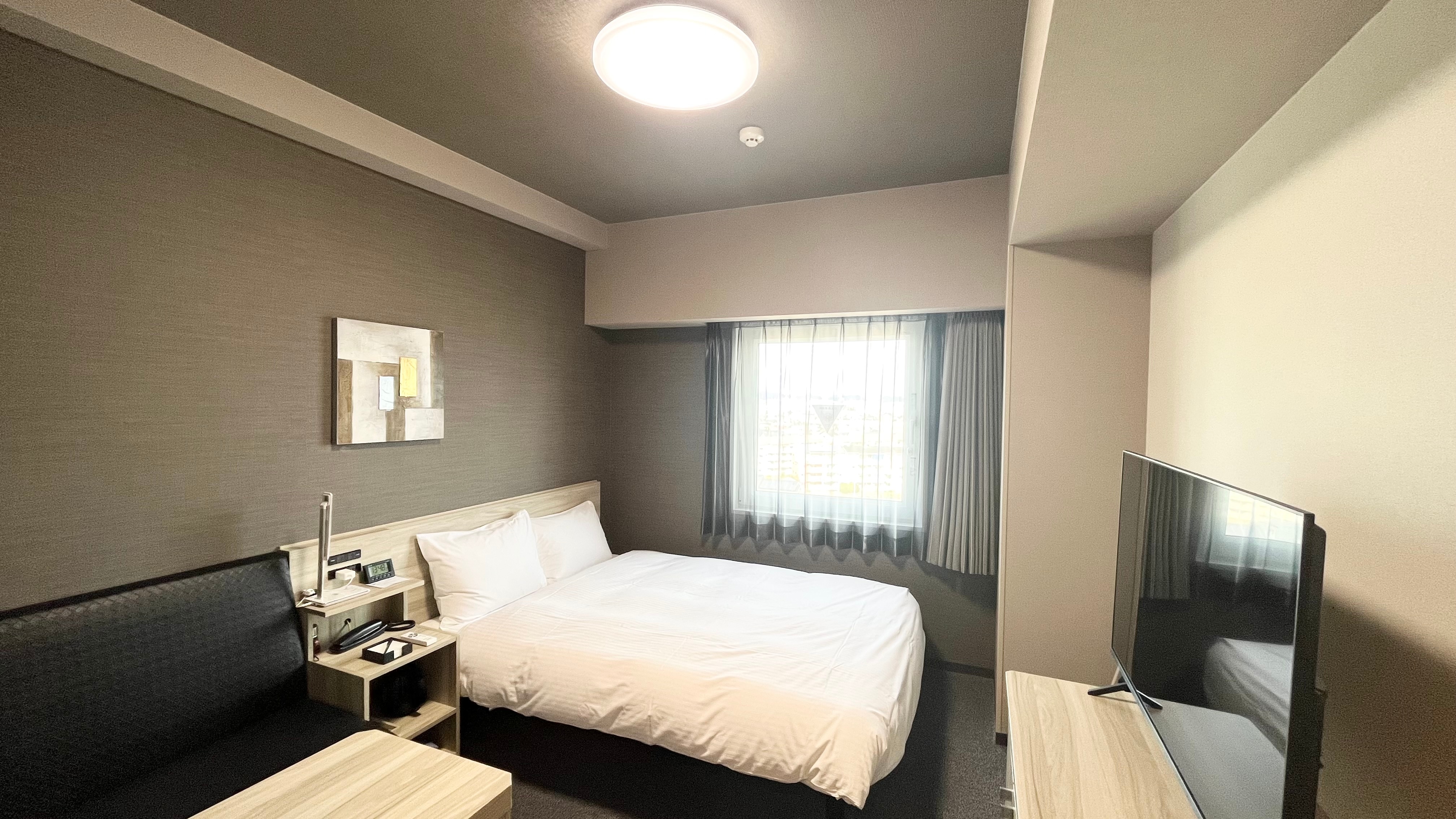 Semi-double room