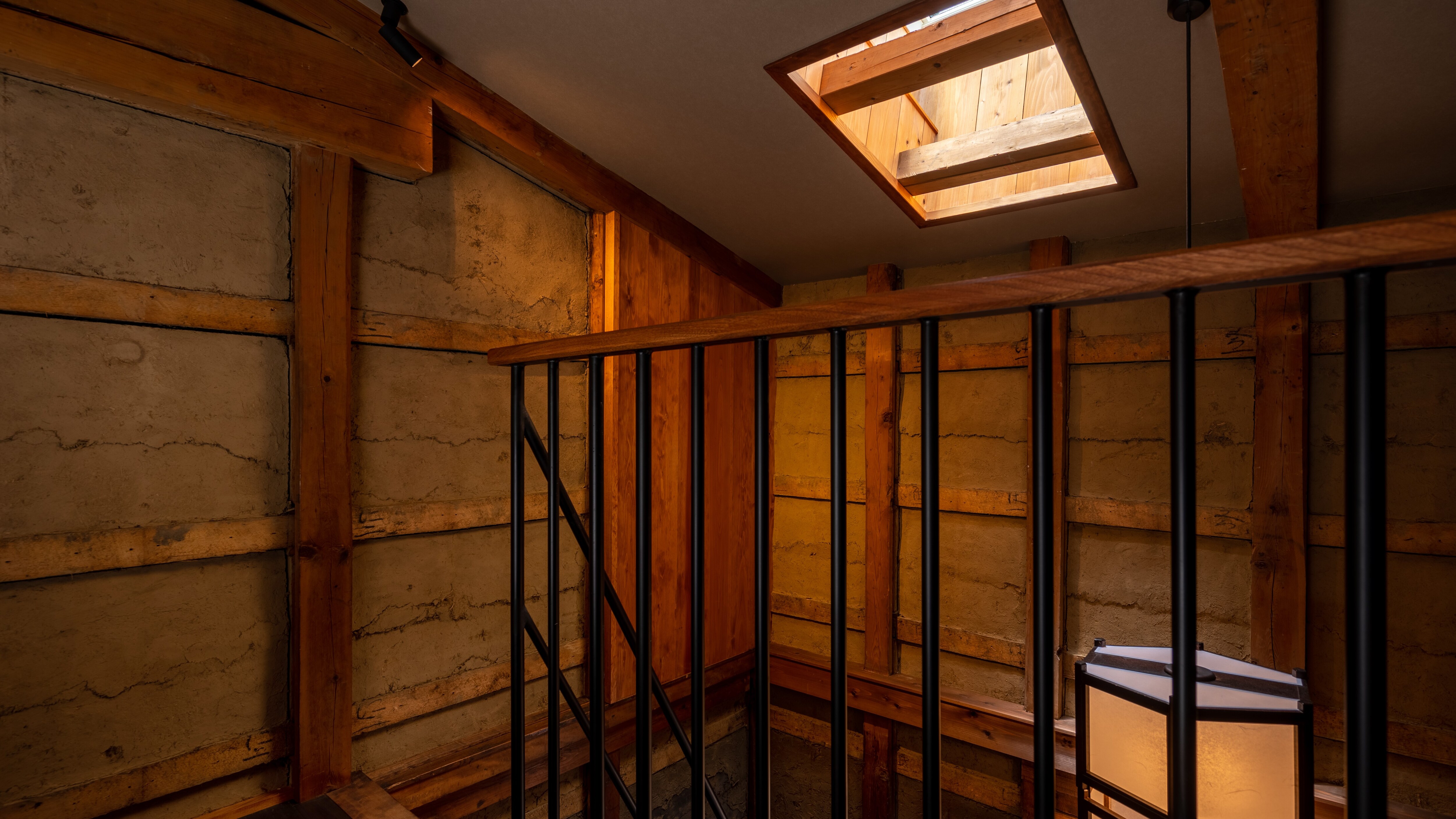 [Toshiyoshiya] Hyakuhachi / Touching raw lacquer, with a detached storehouse / Semi-open-air bath