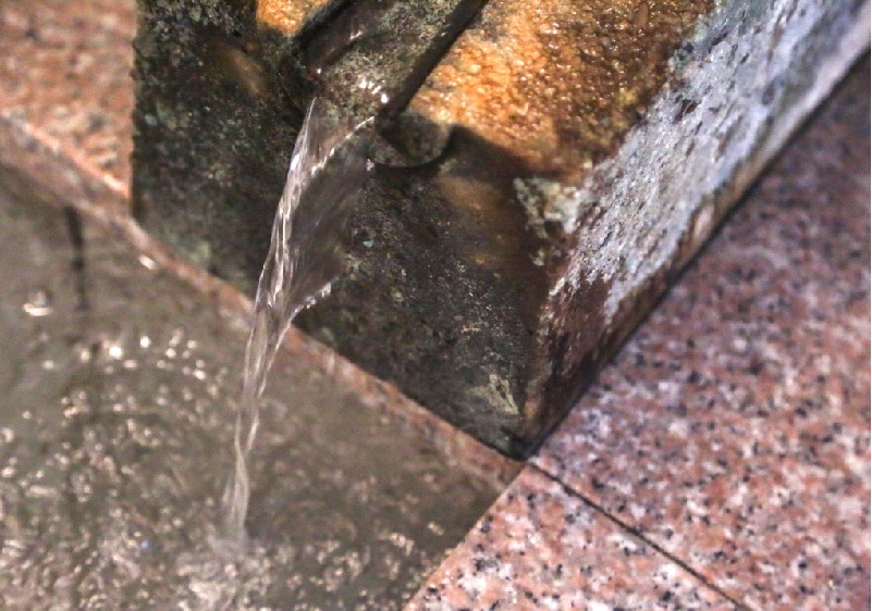 Free-flowing hot spring water