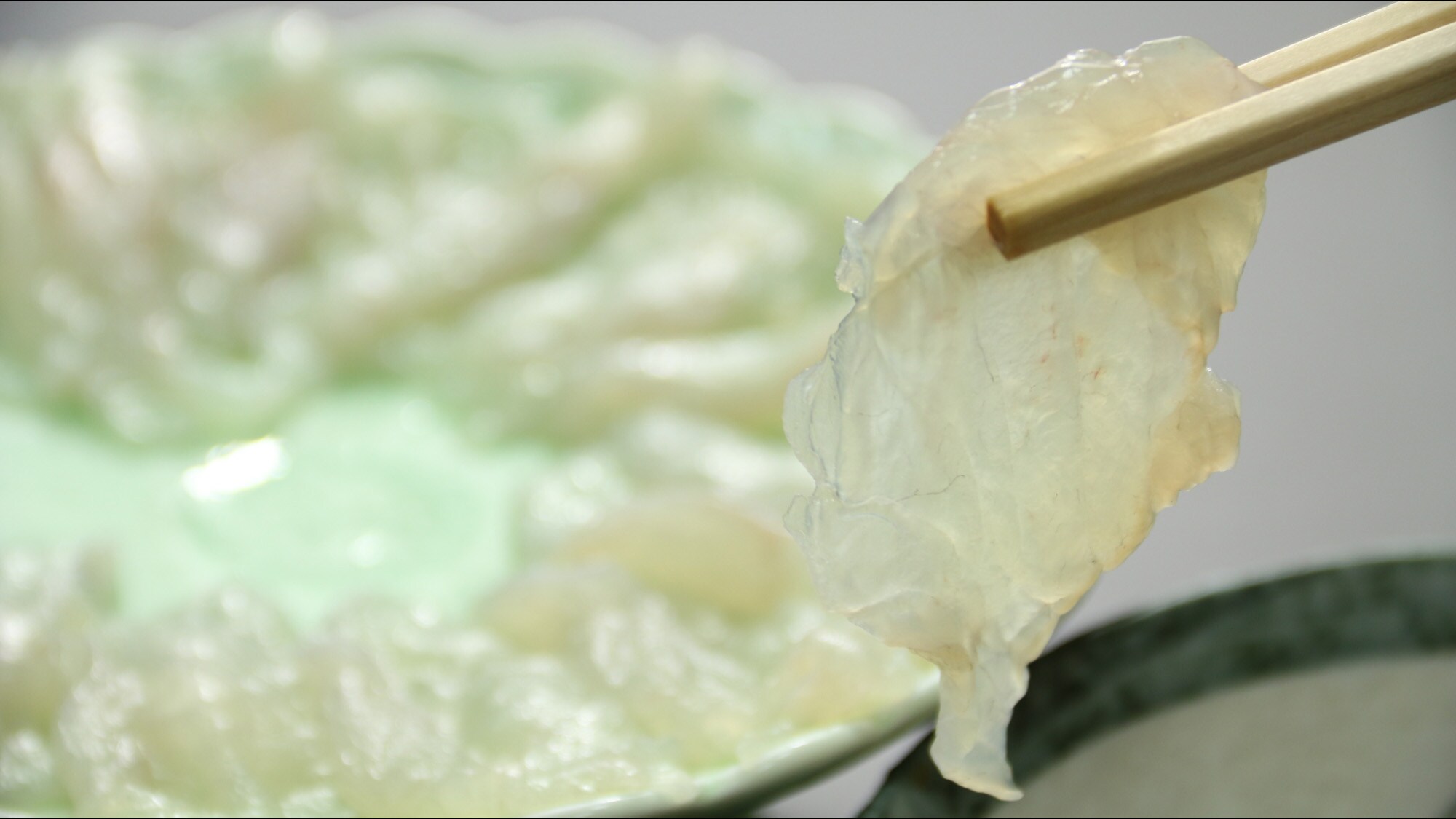 ☆ Wakasa fugu is best served tessa (fugu sashimi)