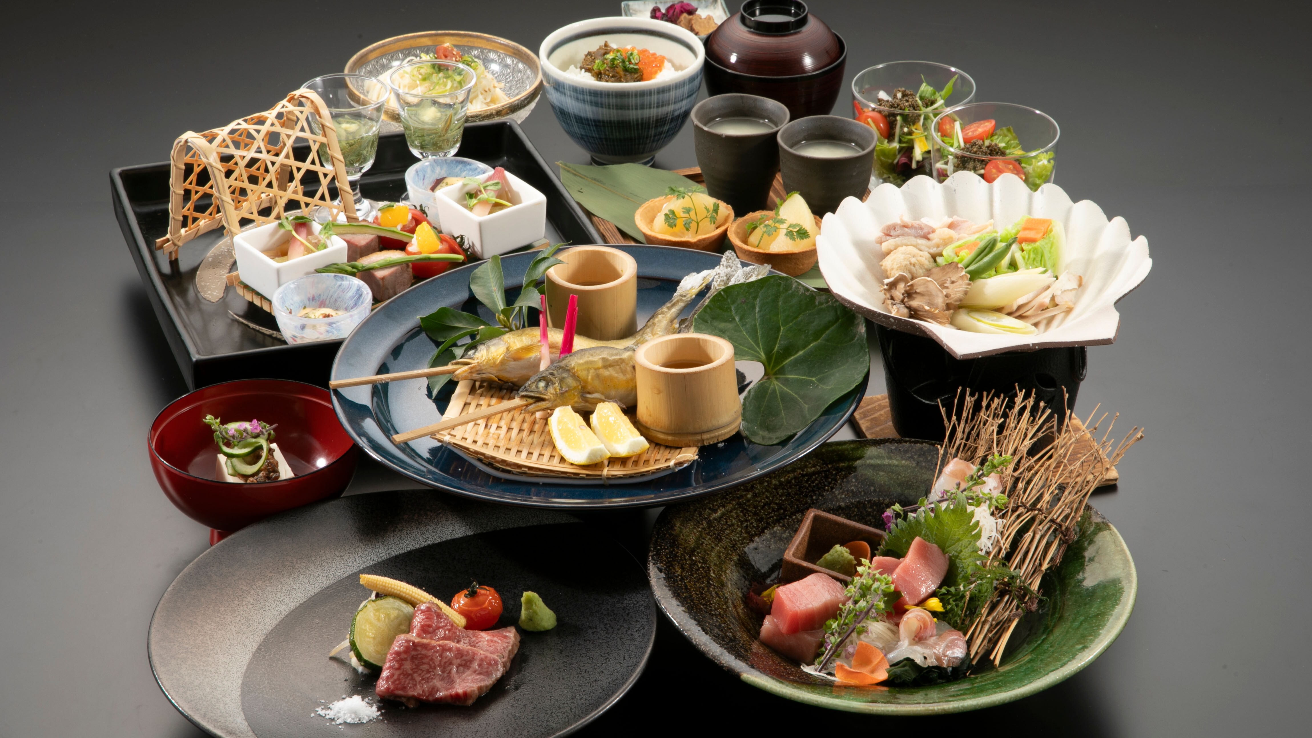 [40th Anniversary] Kaiseki Course *Photo shows portion for 2 people *Food will change depending on the season.