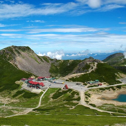 可以仰望北阿尔卑斯山的“乘鞍高原：水与绿的天堂”