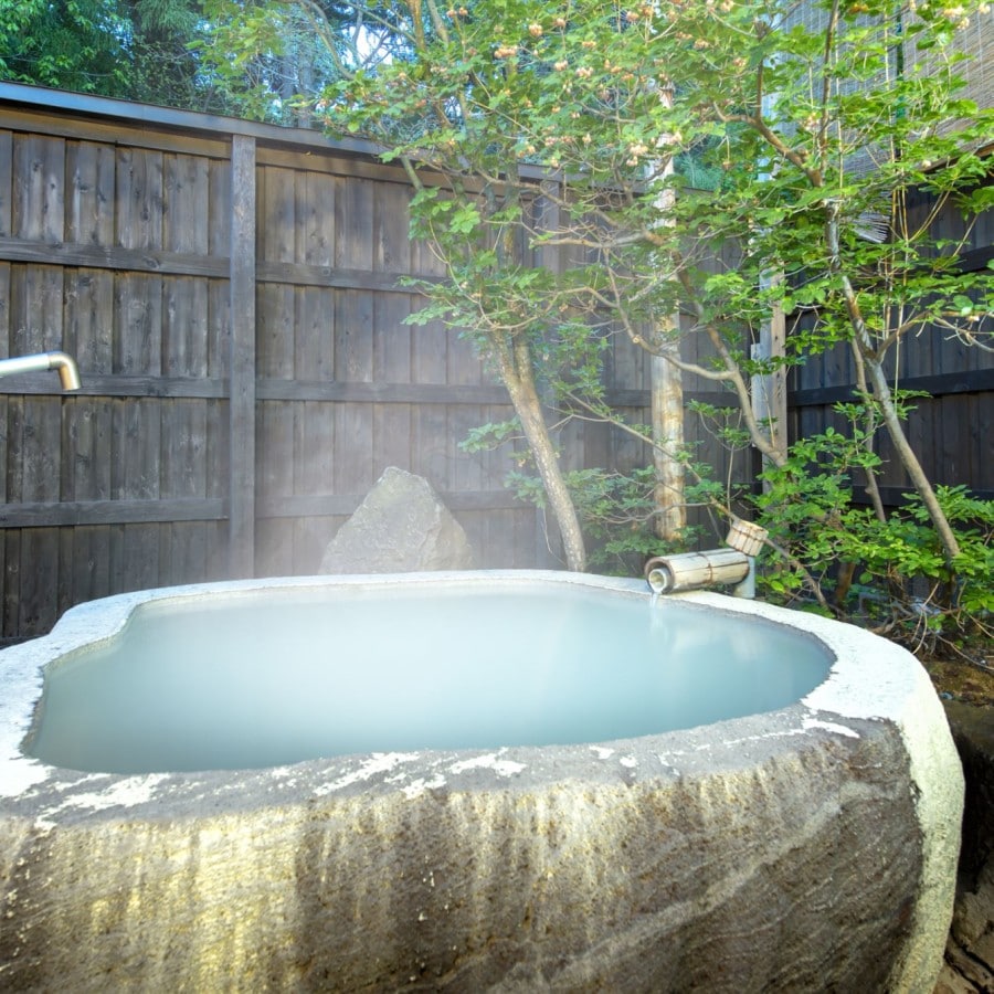 [Open-air bath, Dokko-no-Yu] Enjoy the nature of Zao and enjoy the famous hot spring, Zao Onsen.