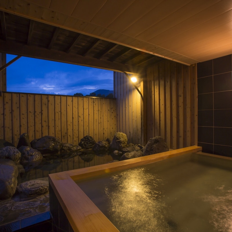 Women's outdoor bath_2