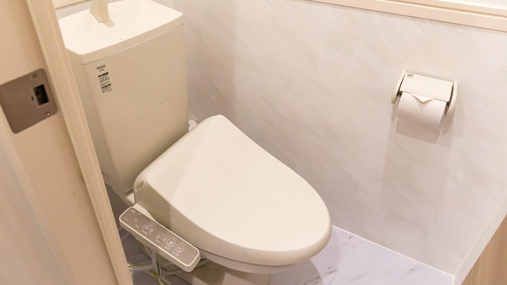 [ห้องพักแบบญี่ปุ่น] ห้องน้ำมีโถสุขภัณฑ์แบบฉีดชำระ