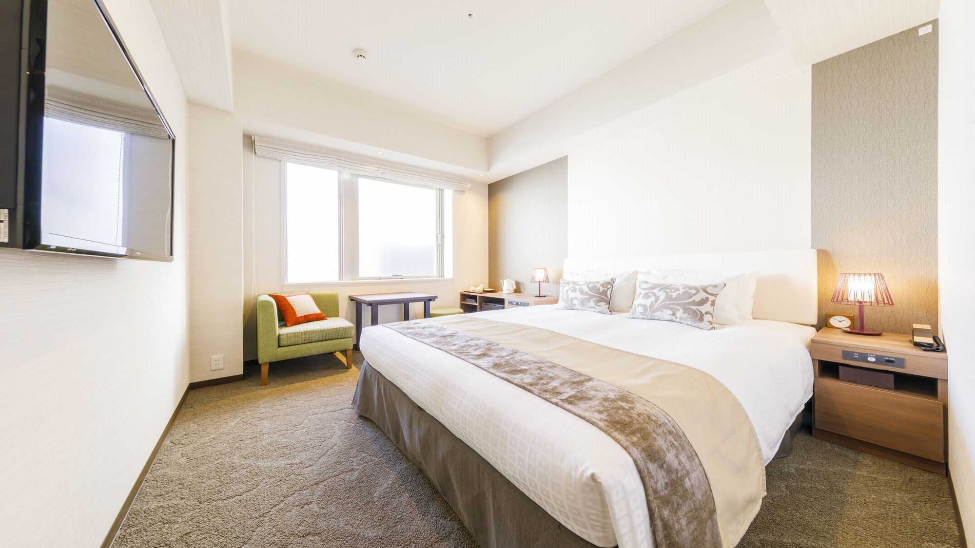 [Double room] Equipped with a washer / dryer and microwave that are comfortable for long-term business stays