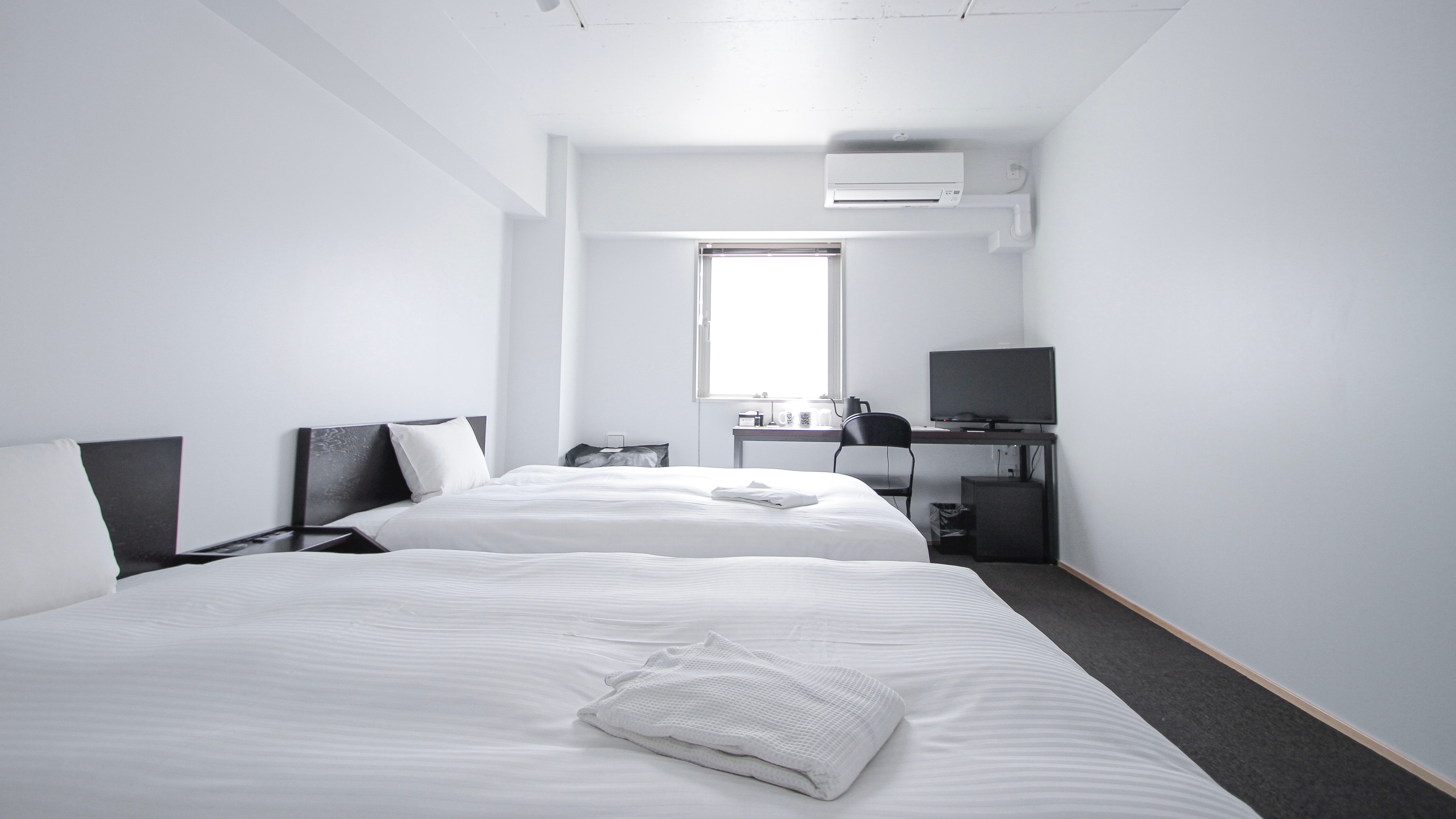 Twin room (22㎡/1 bed width 140cm×1, 120cm×1/Capacity 1-3 people)