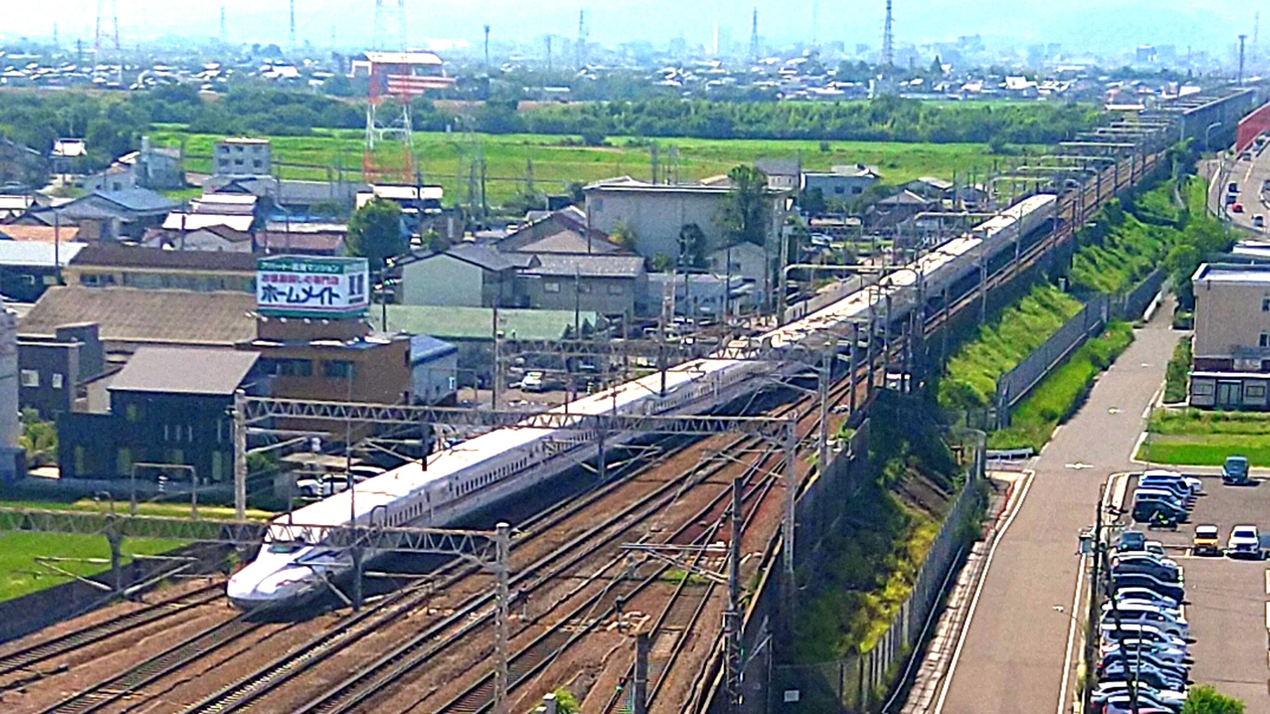 วิวรถไฟจากห้องพัก ①