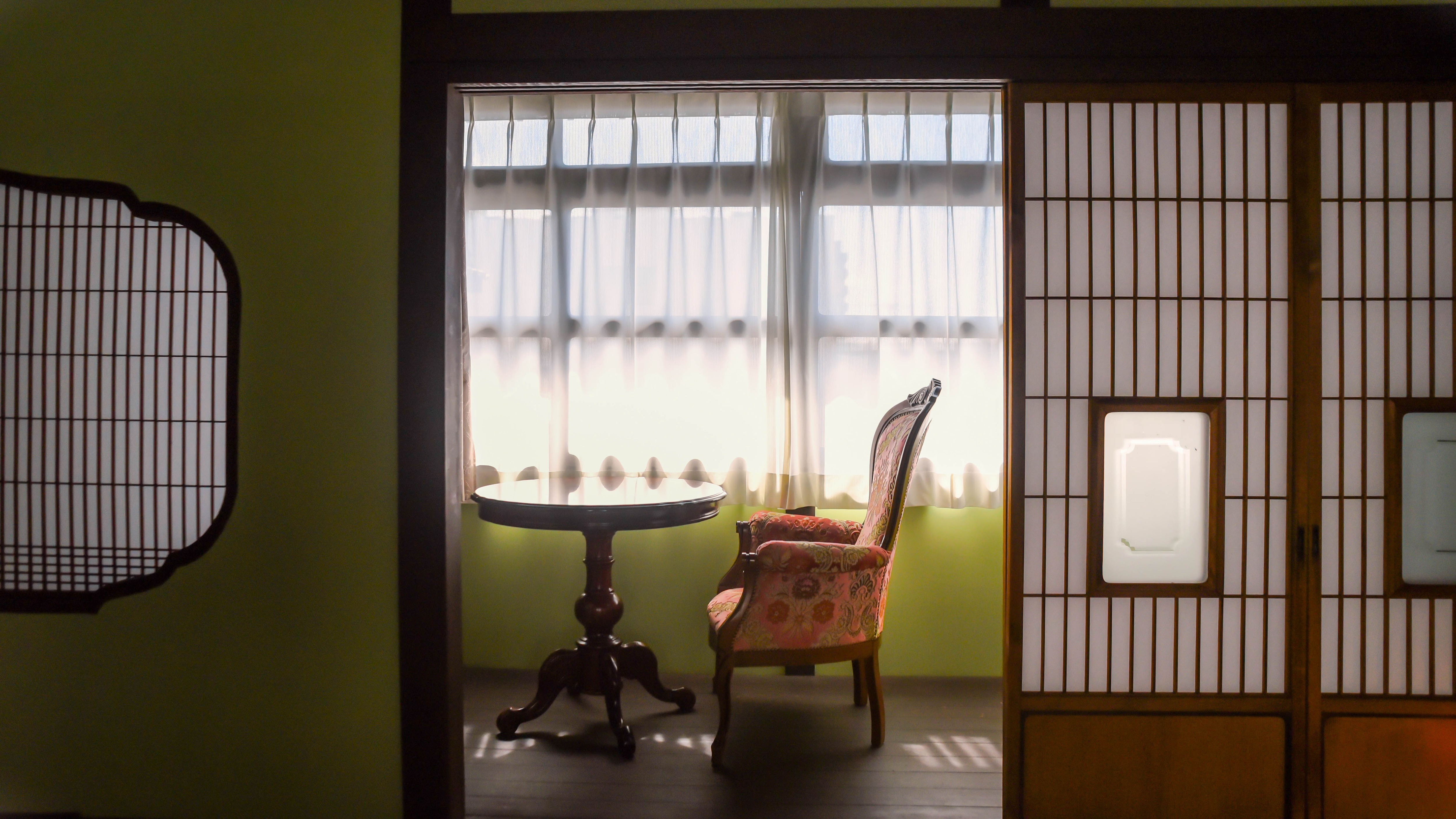 Kamar bergaya Jepang (Oya)