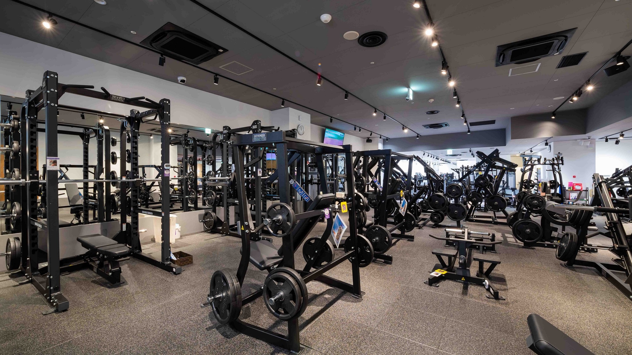 Miễn phí tập thể dục 24 giờ cho khách lưu trú tại khách sạn | ANYTIME FITNESS