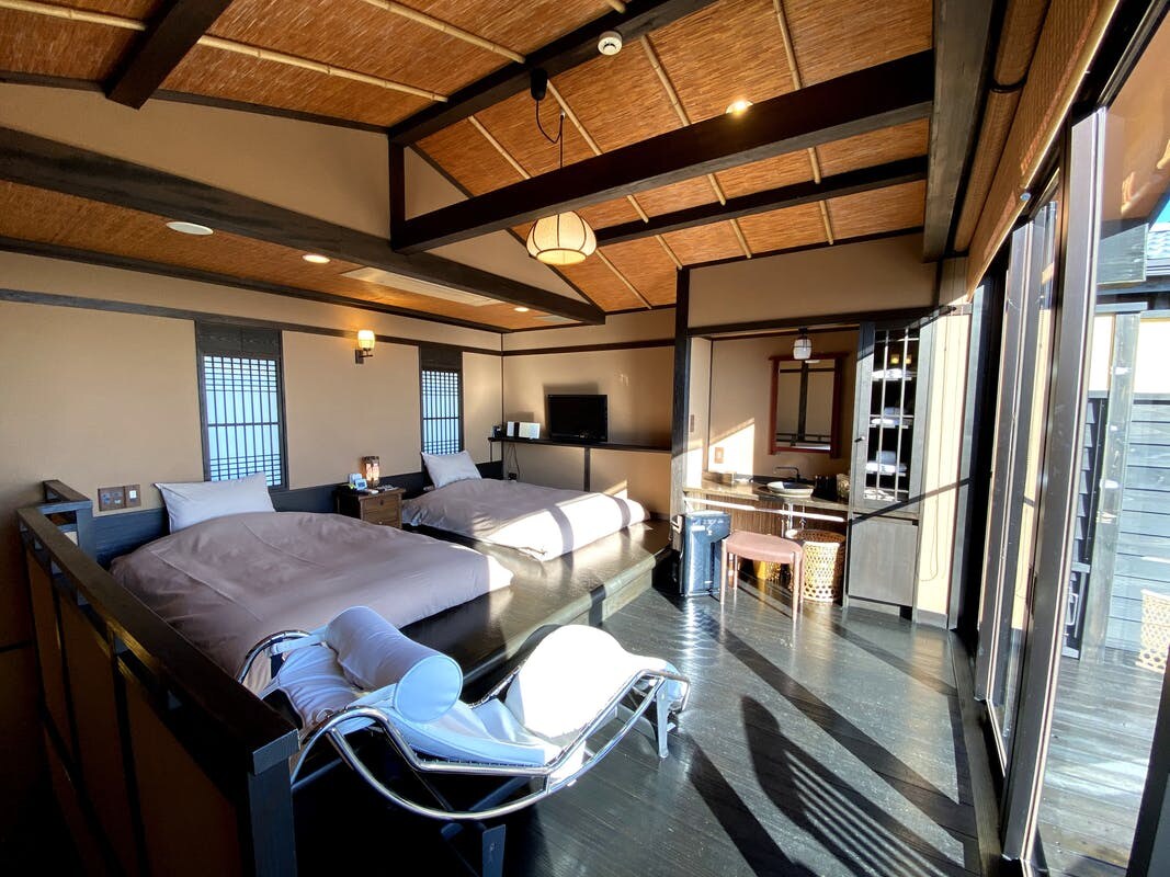 Guest room with open-air bath with a view 2nd floor hanare [flower type]