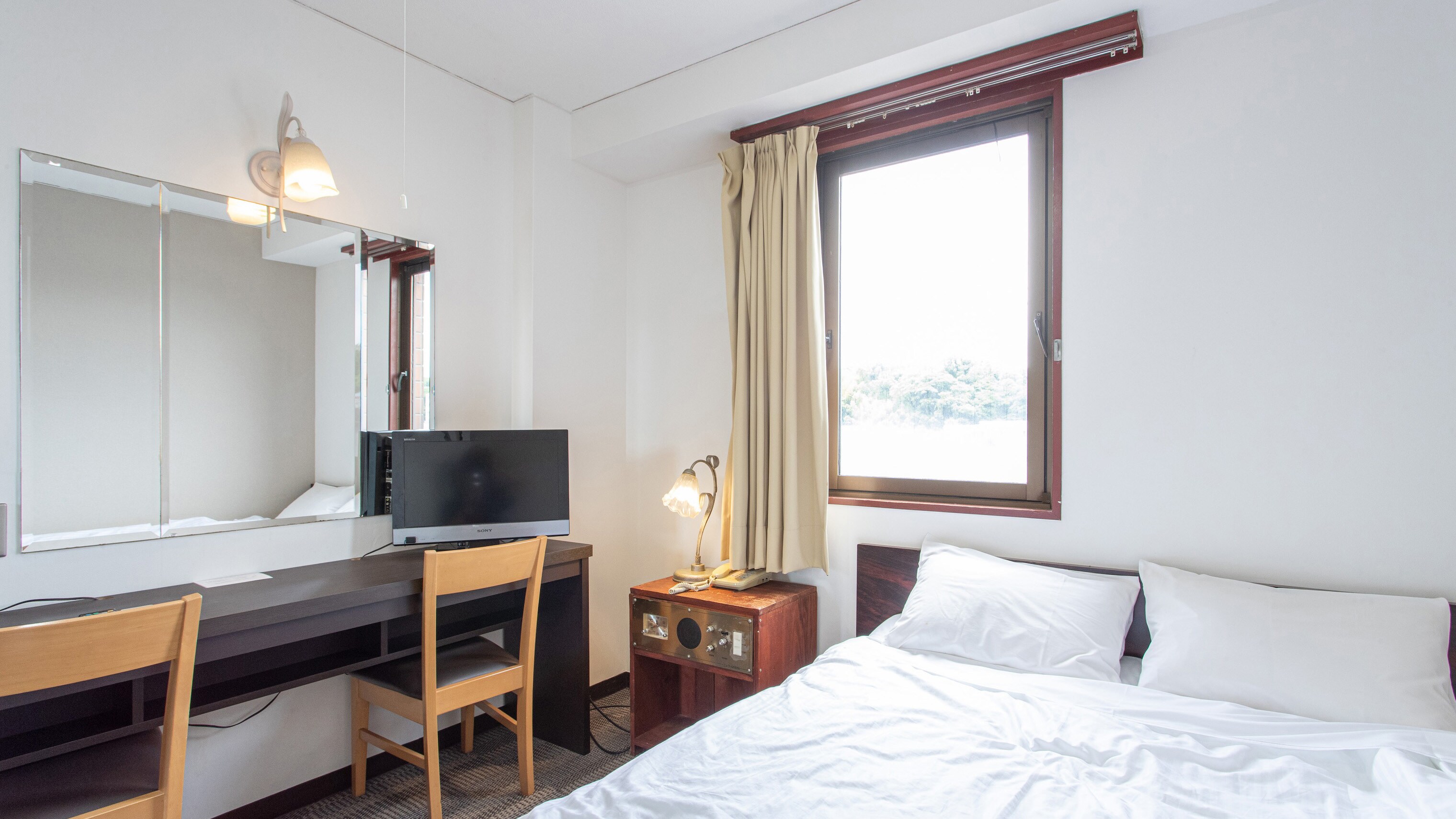 Double Room W