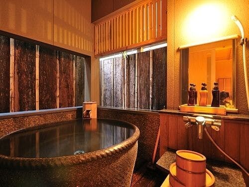 Bettei "Megumi" semi-open-air bath