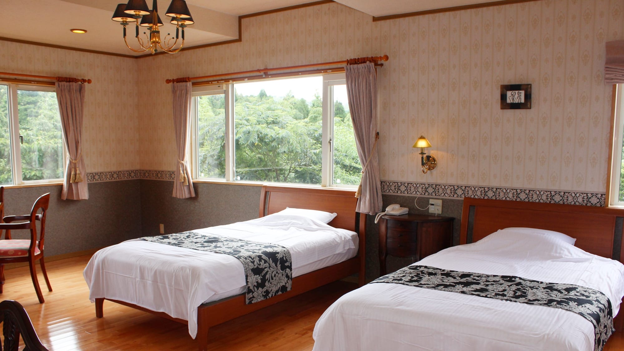 [Special Premier Japanese-Western Room] Enjoy the best of both Japanese and Western styles!