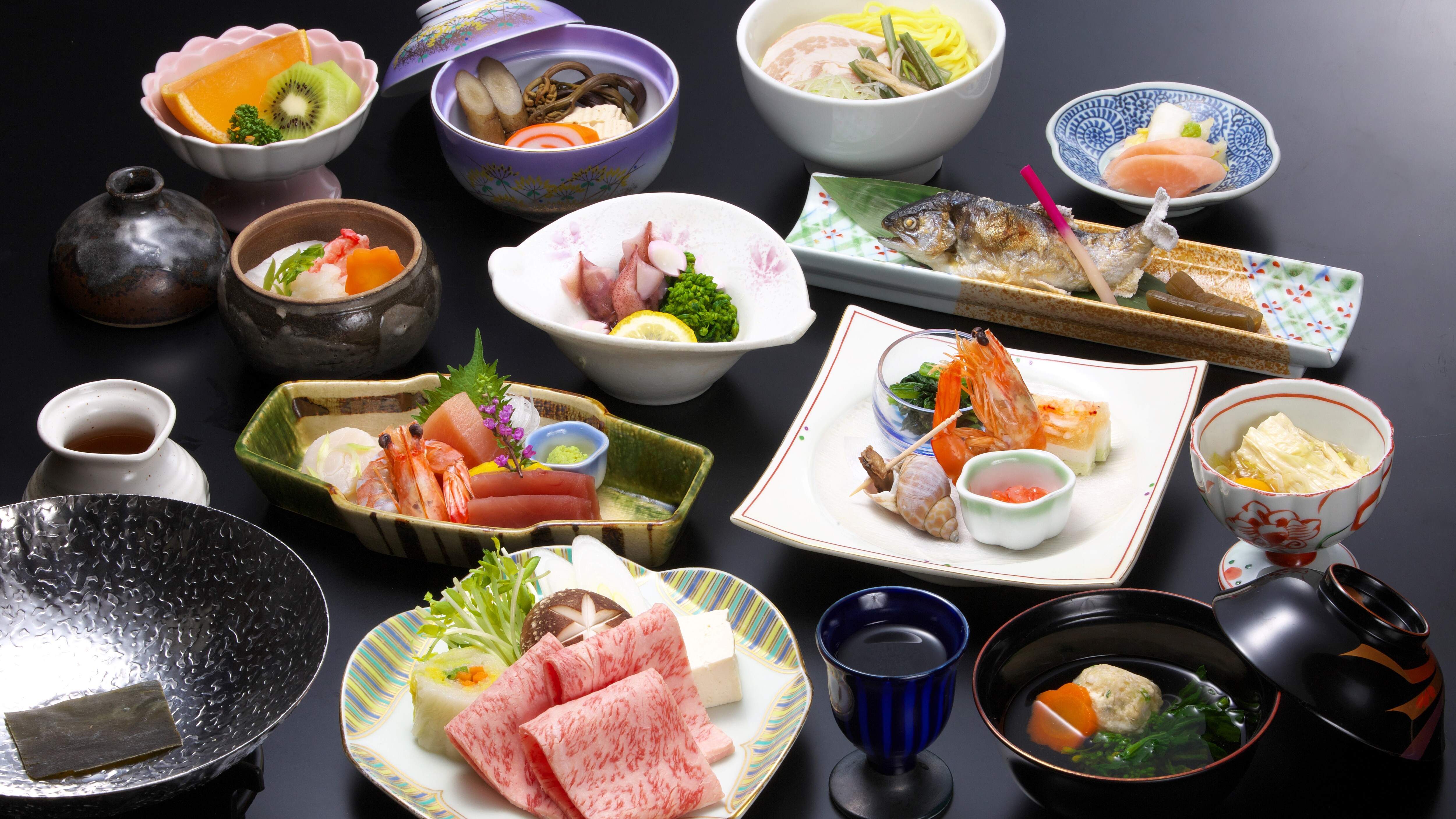 Hida Kaiseki 2 (example) with a focus on locally produced ingredients